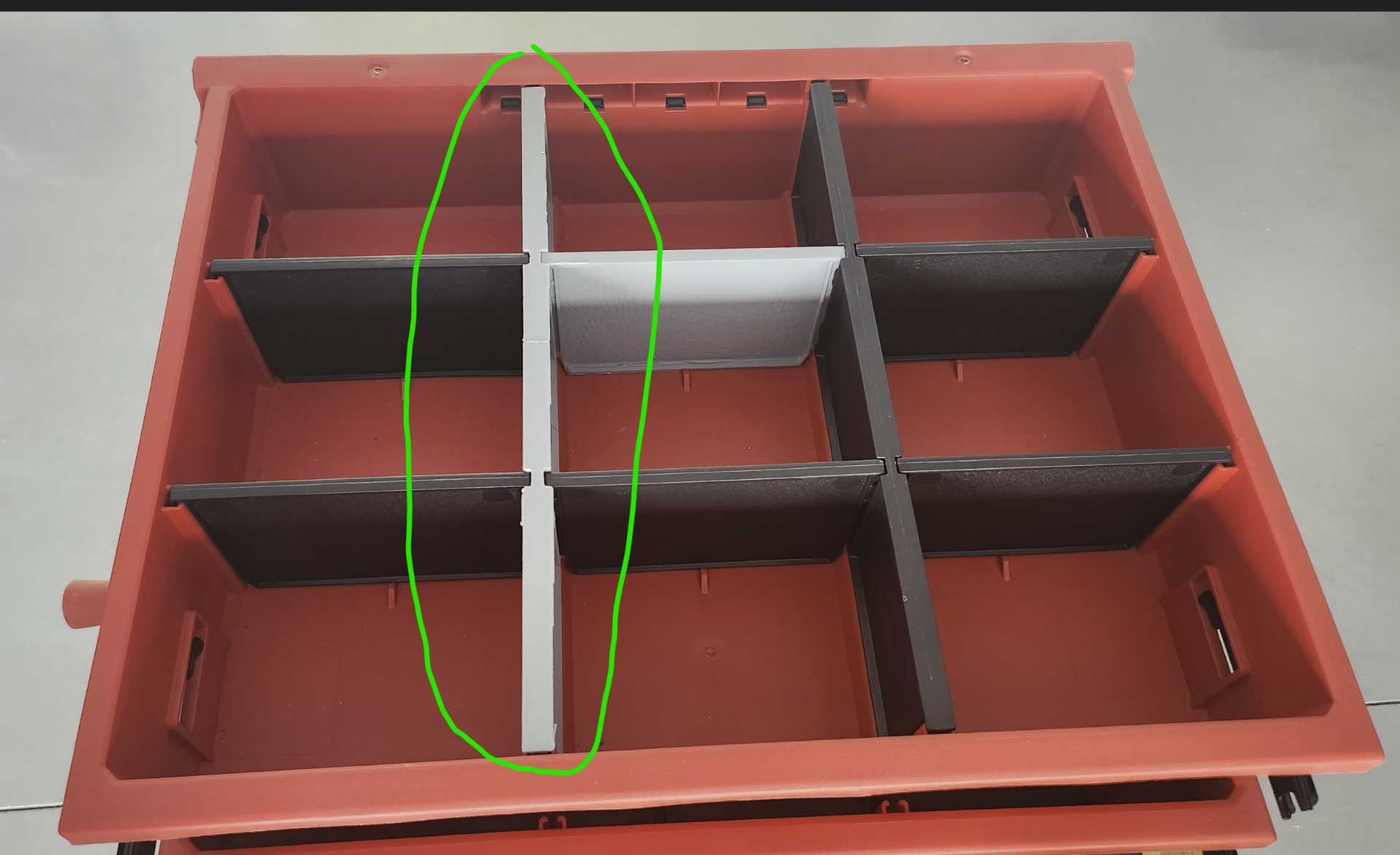 Long divider >> 3-drawer Milwaukee Packout toolbox