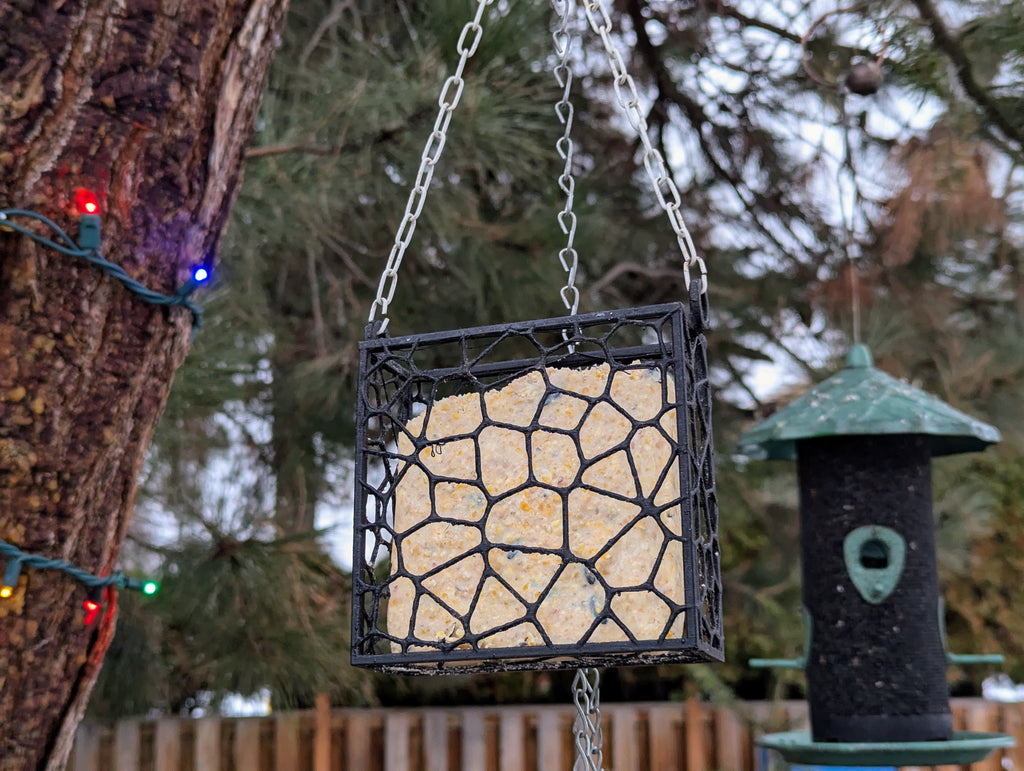 Voronoi Suet Bird Feeder