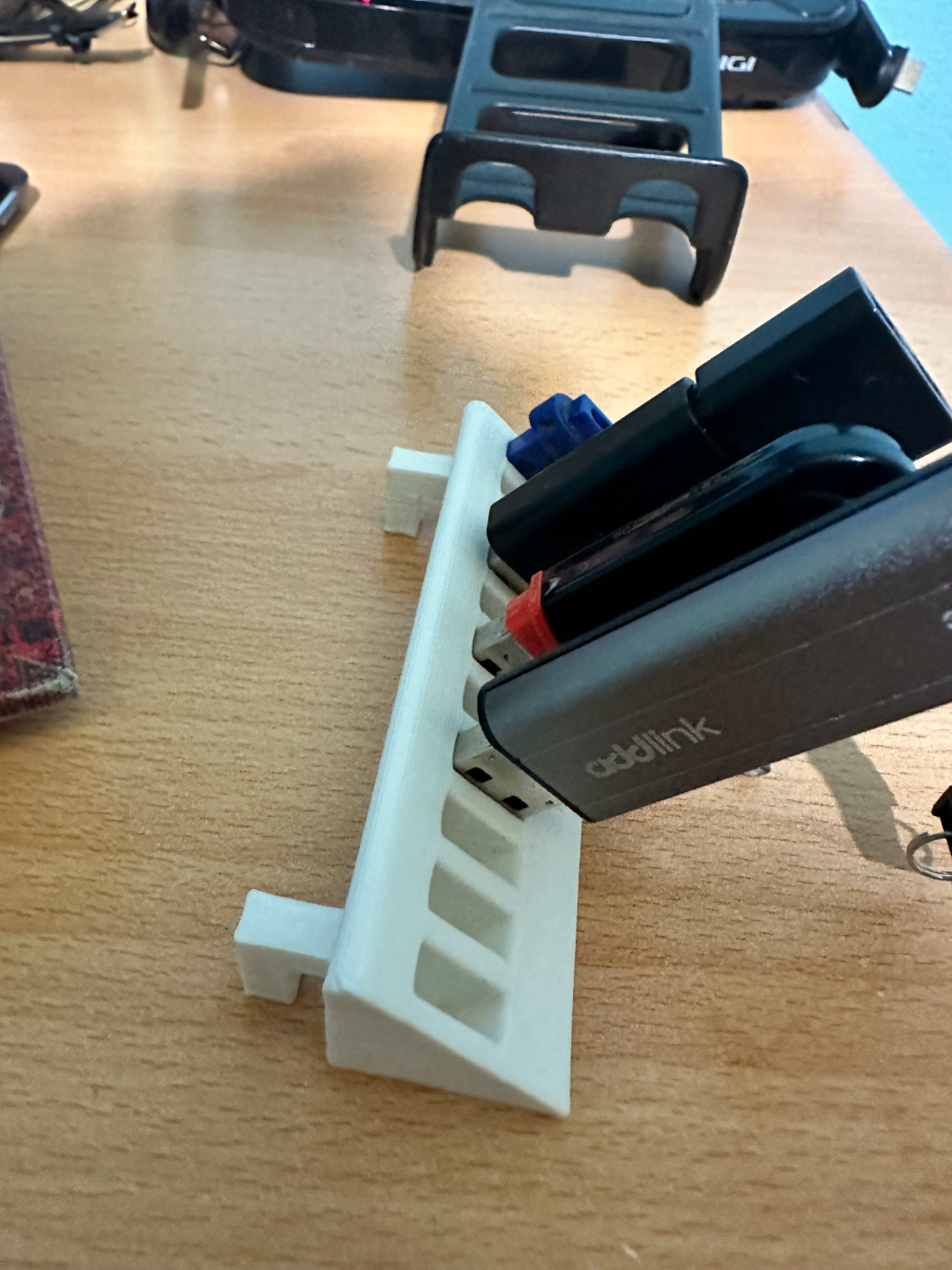 USB Holder
