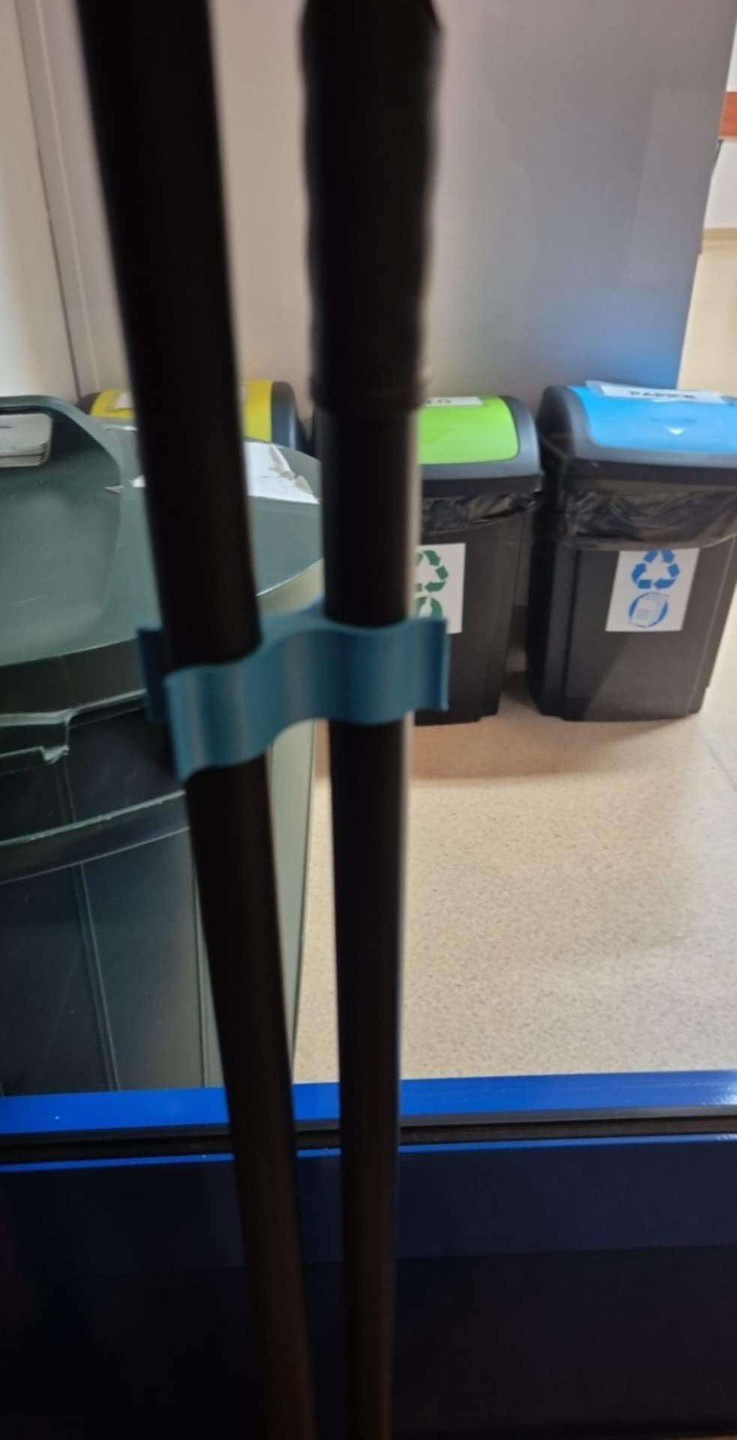 Broom Clip