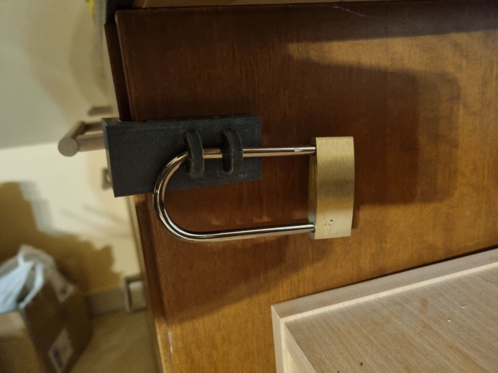 Drawer lock with padlock