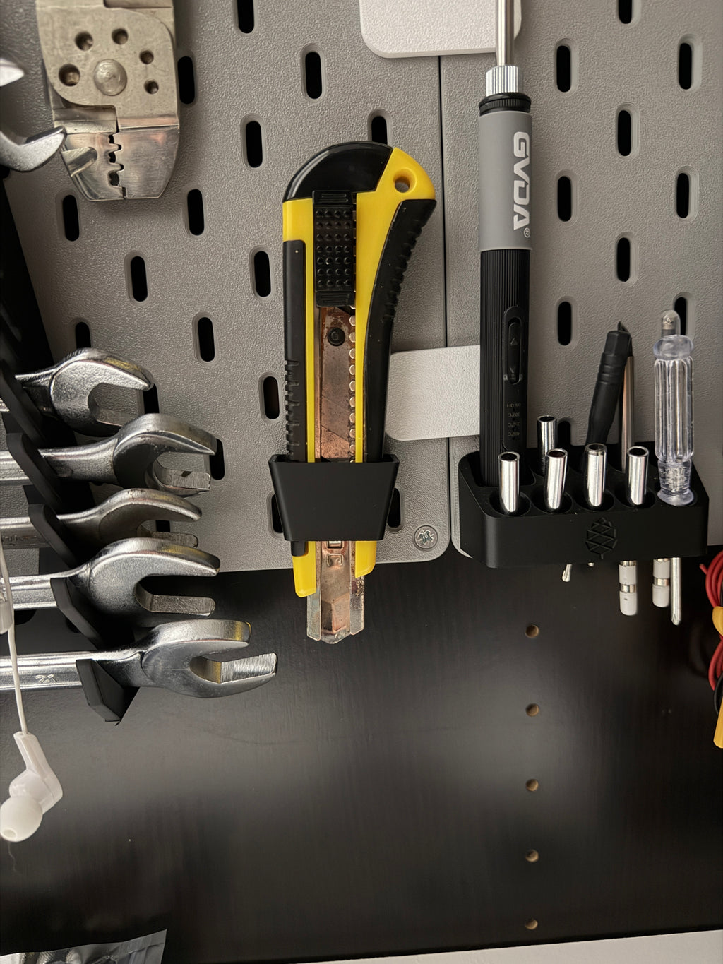 IKEA SKÅDIS Utility Knife Holder