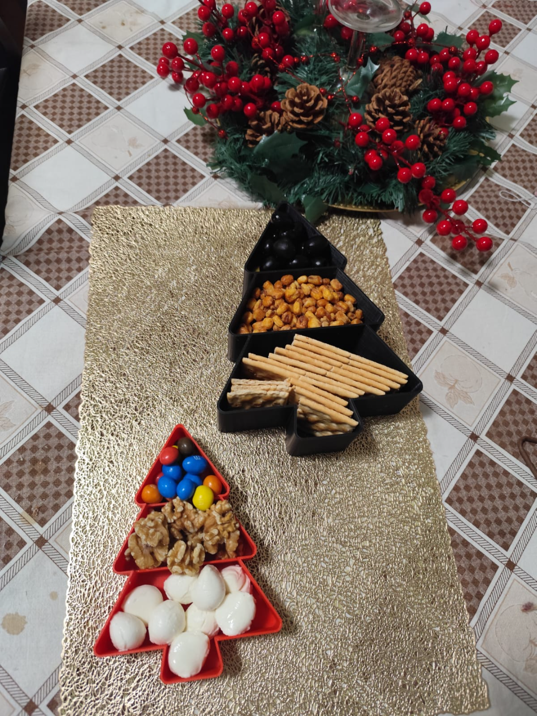 Christmas Tree-Shaped Snack Serving Tray