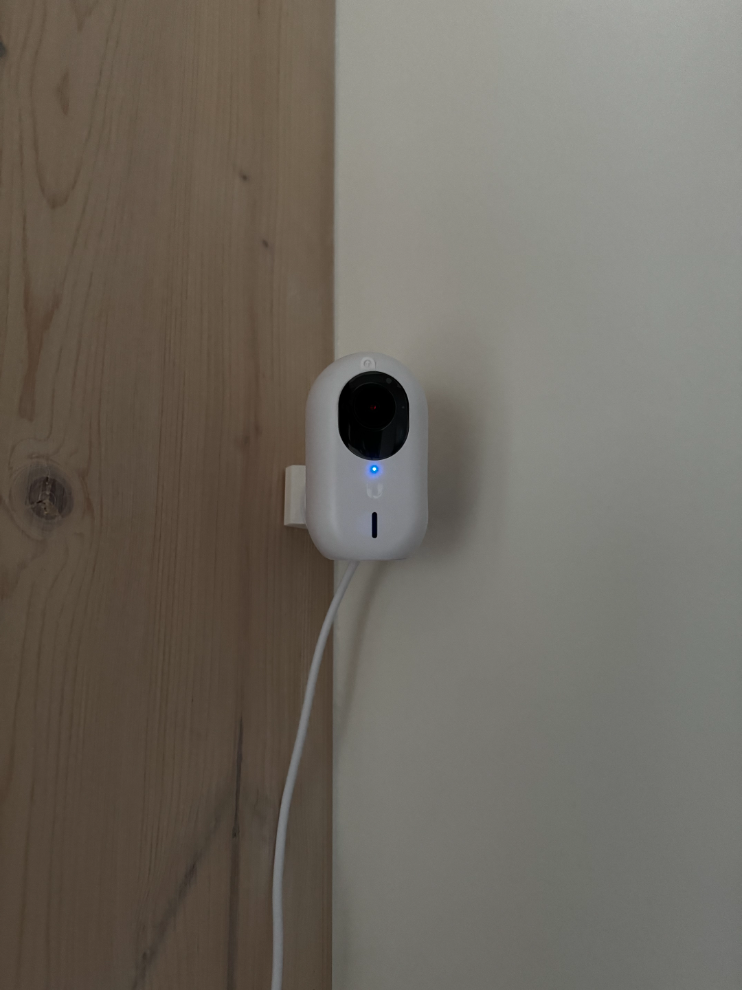 UniFi G3 Instant Corner Mount