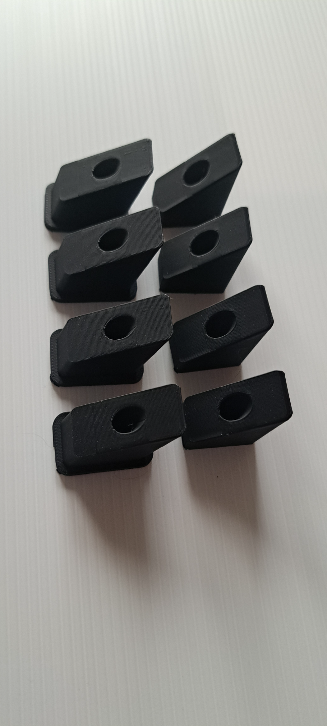 piedino auto serrante per scatolare 30x20