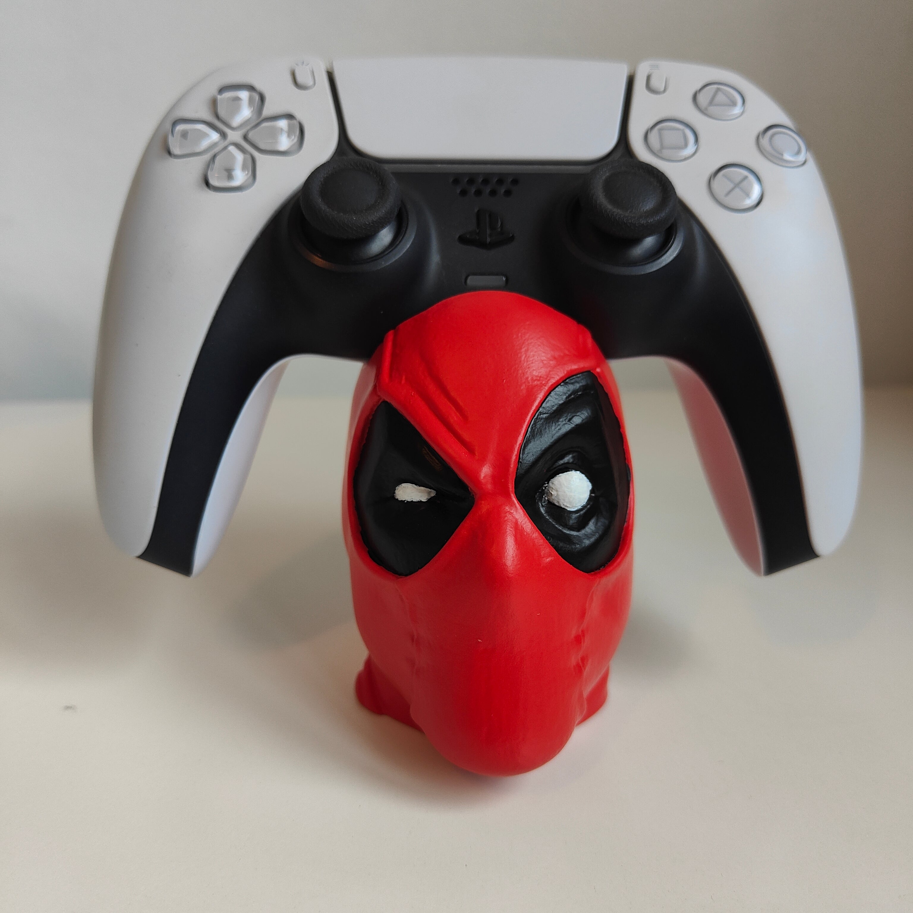 Deadpool Universal Controller Holder ps5 xbox