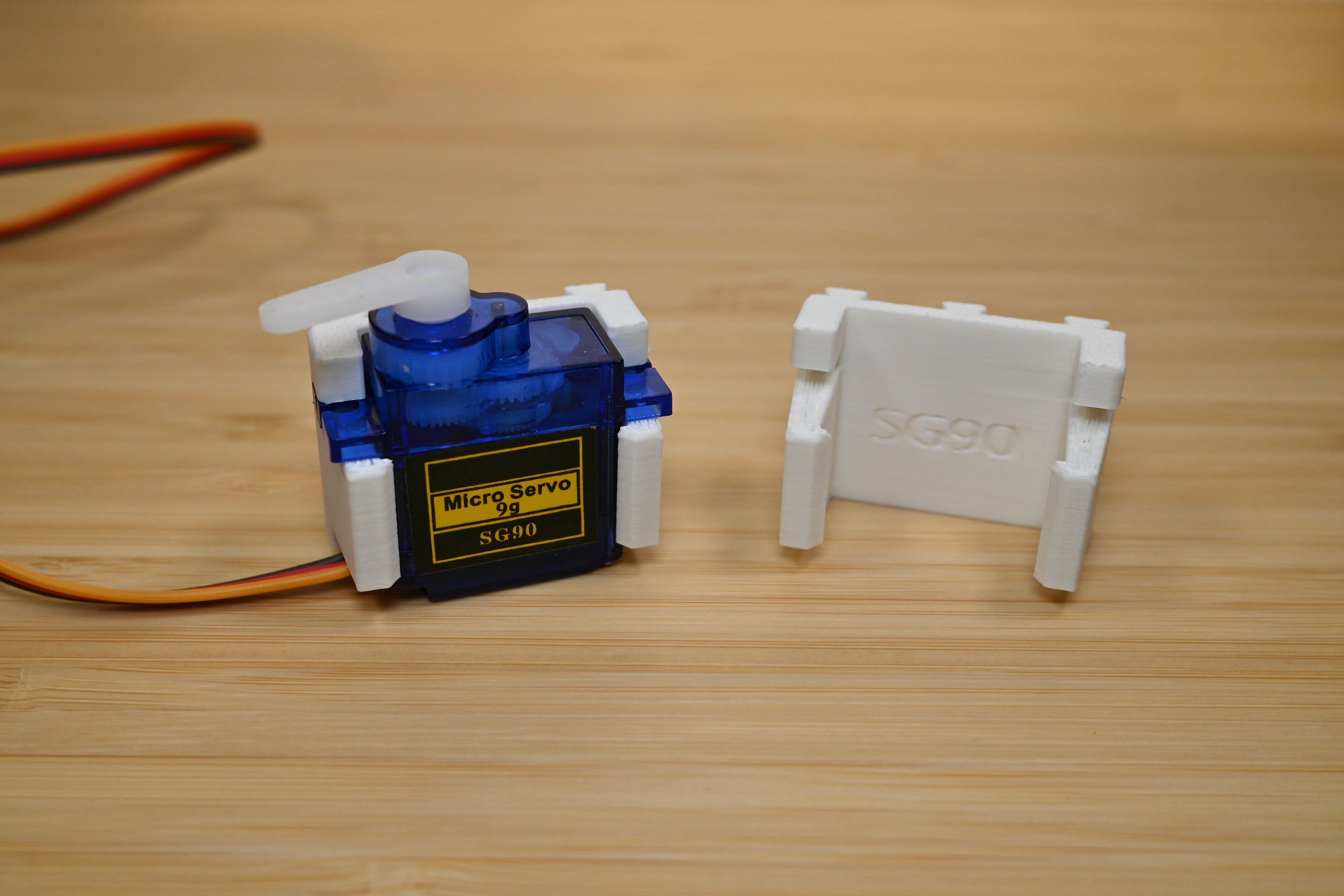 BEAPER Bot SG90 Servo Holders