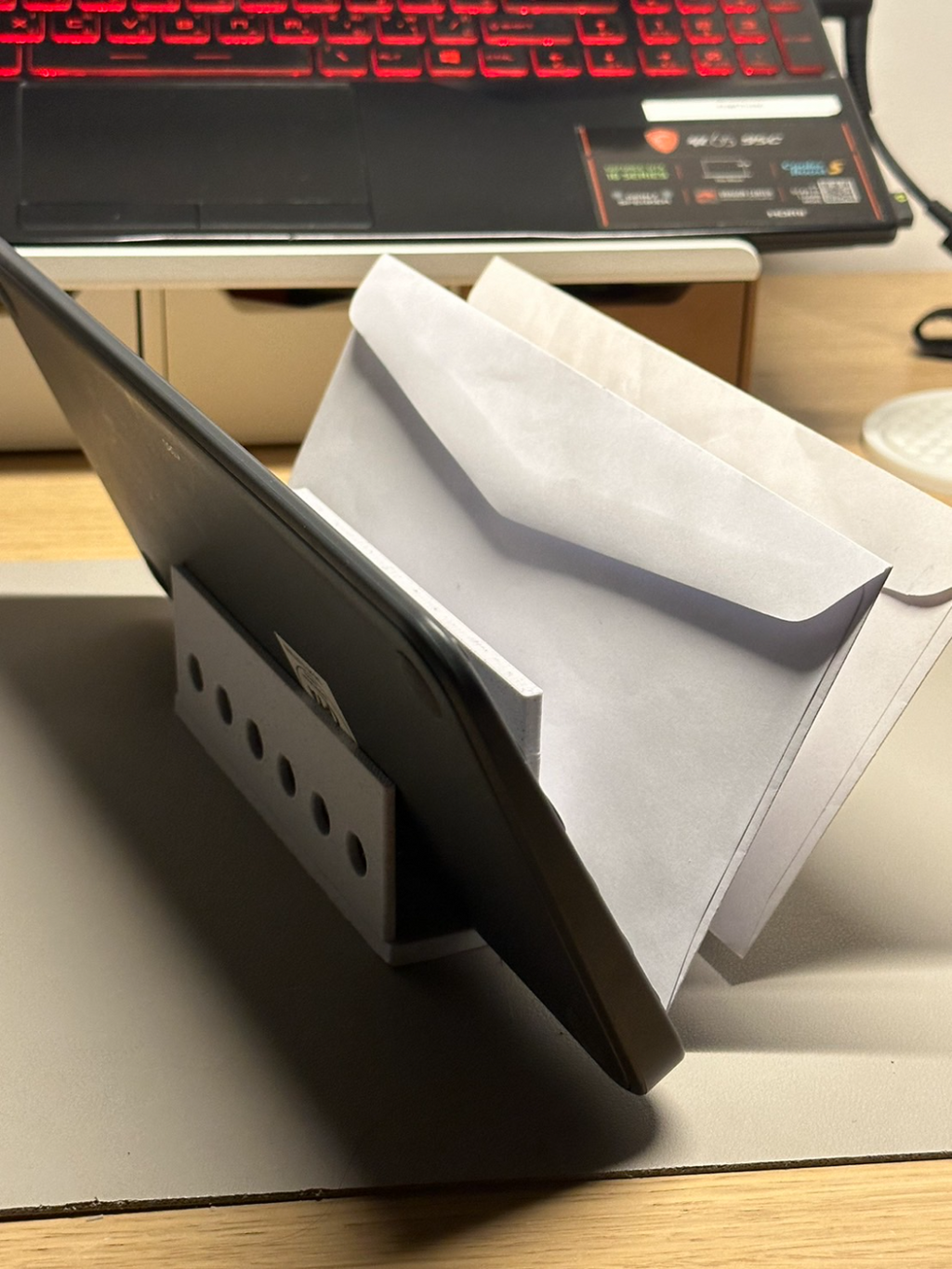 Minimal Letters Organizer