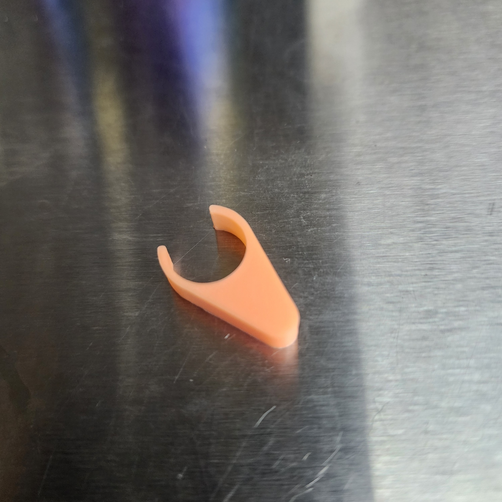 A1 Hub clip