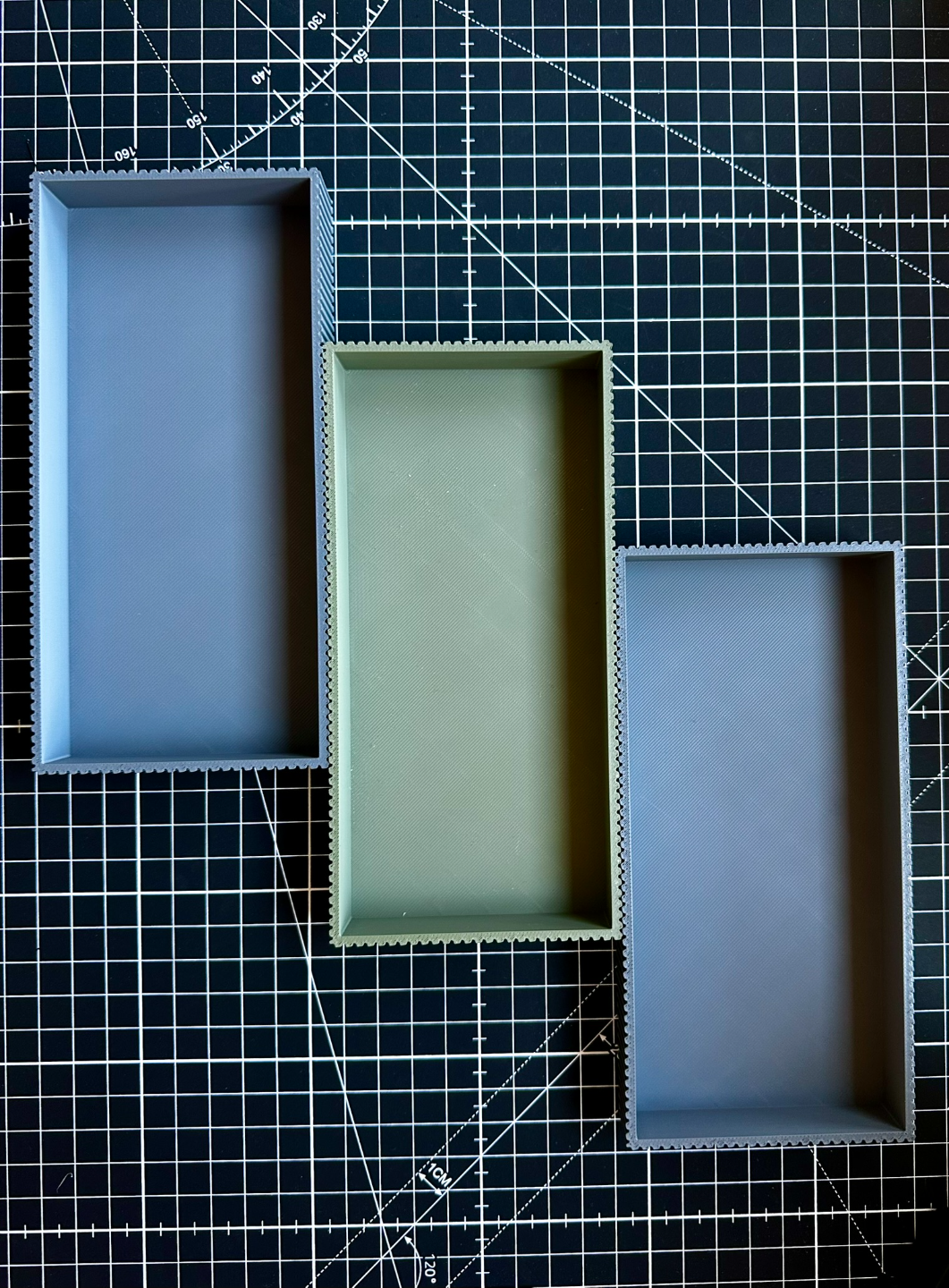 Simple and modern tray