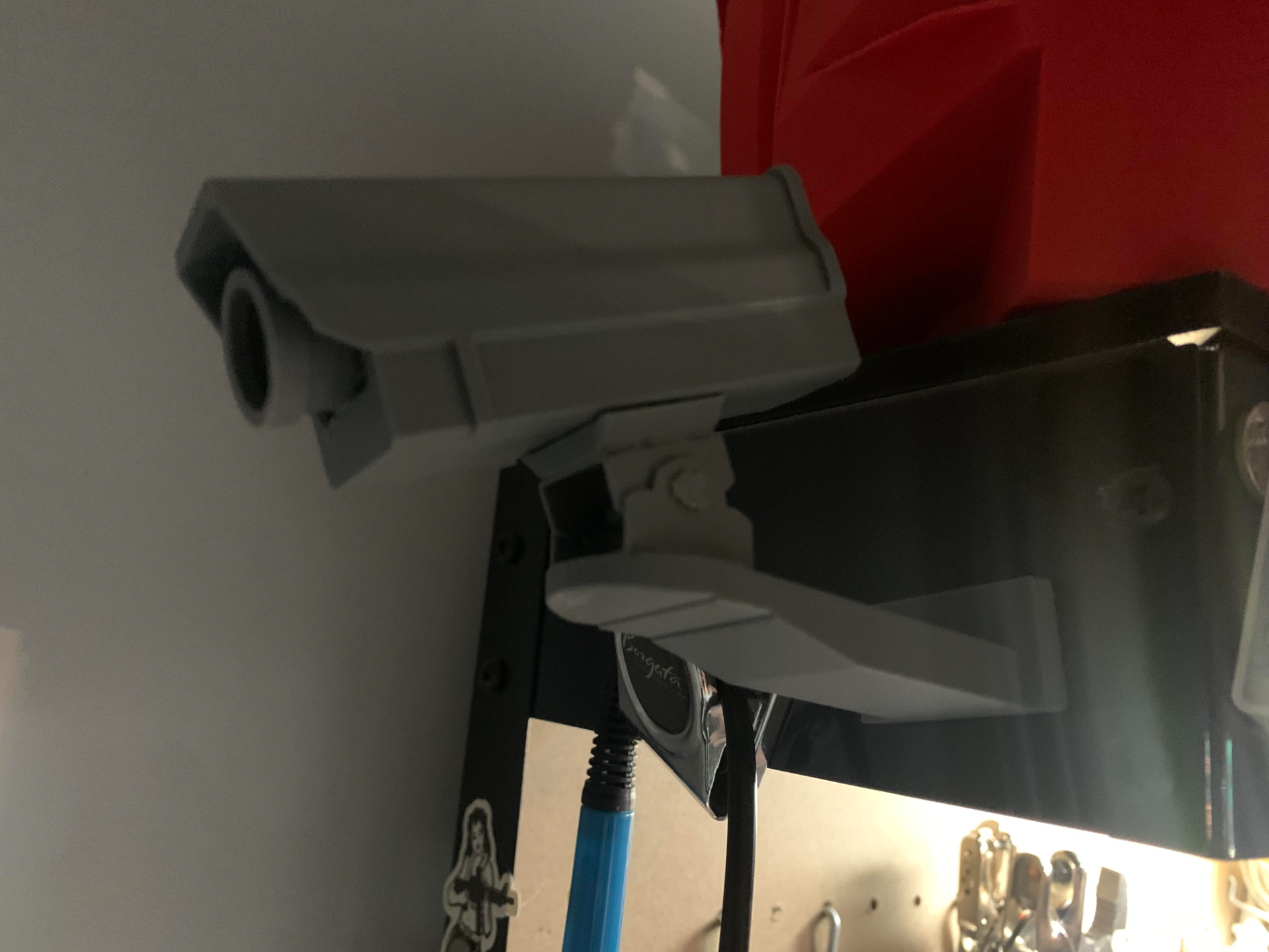 Camera magnet