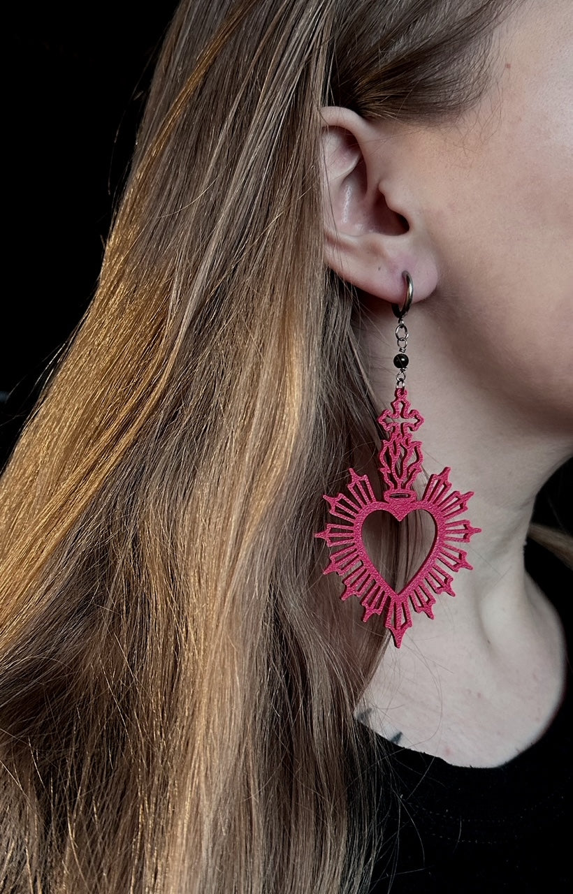 Goth Sacred Heart Earrings – Free Commercial Use