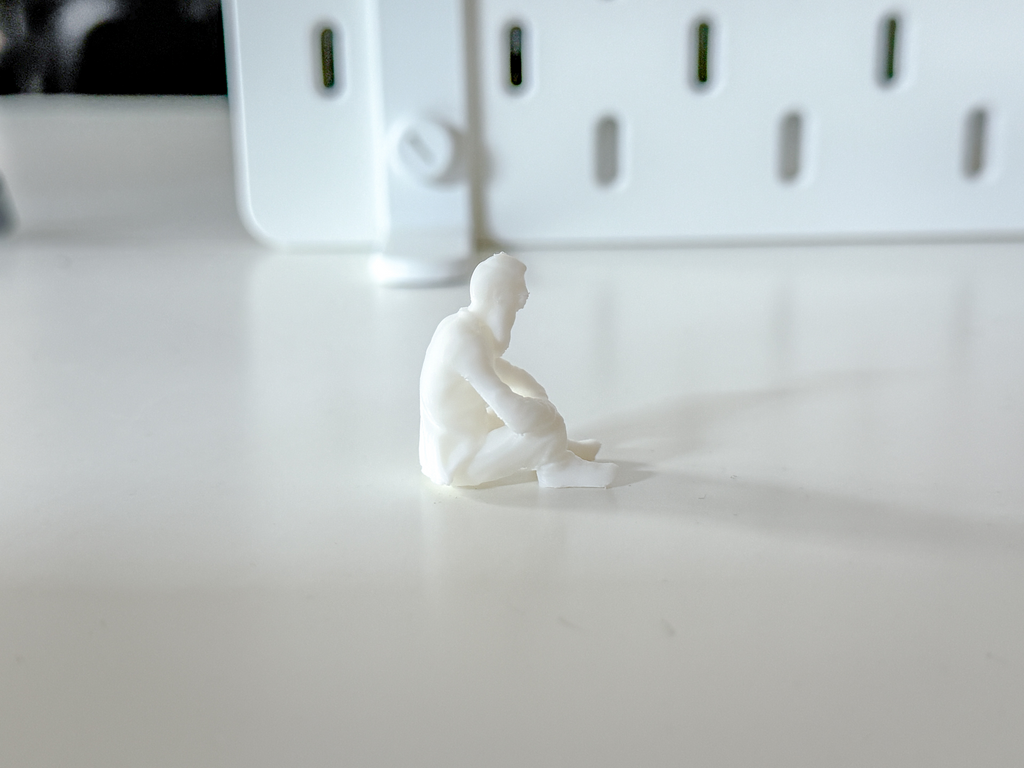 Miniature Sitting Old Man for your Diorama