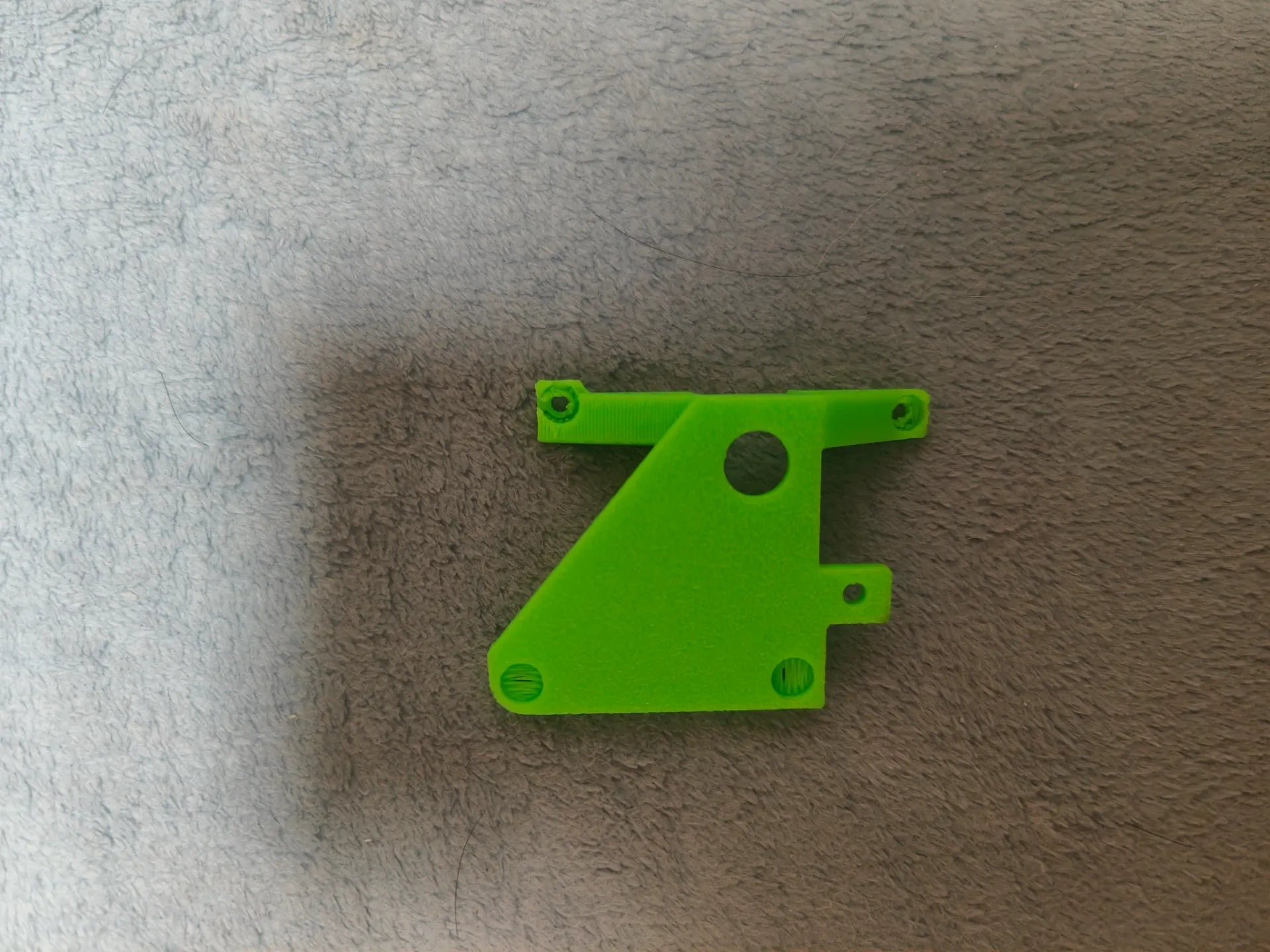 【穷玩】a1 a1mini 挤出机前壳体，用来挤出1.5mm塑钢线