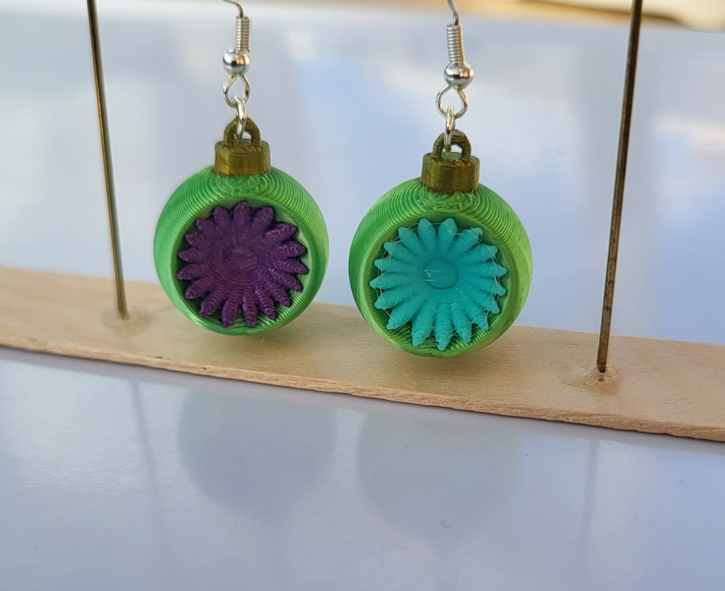 Christmas bauble earring