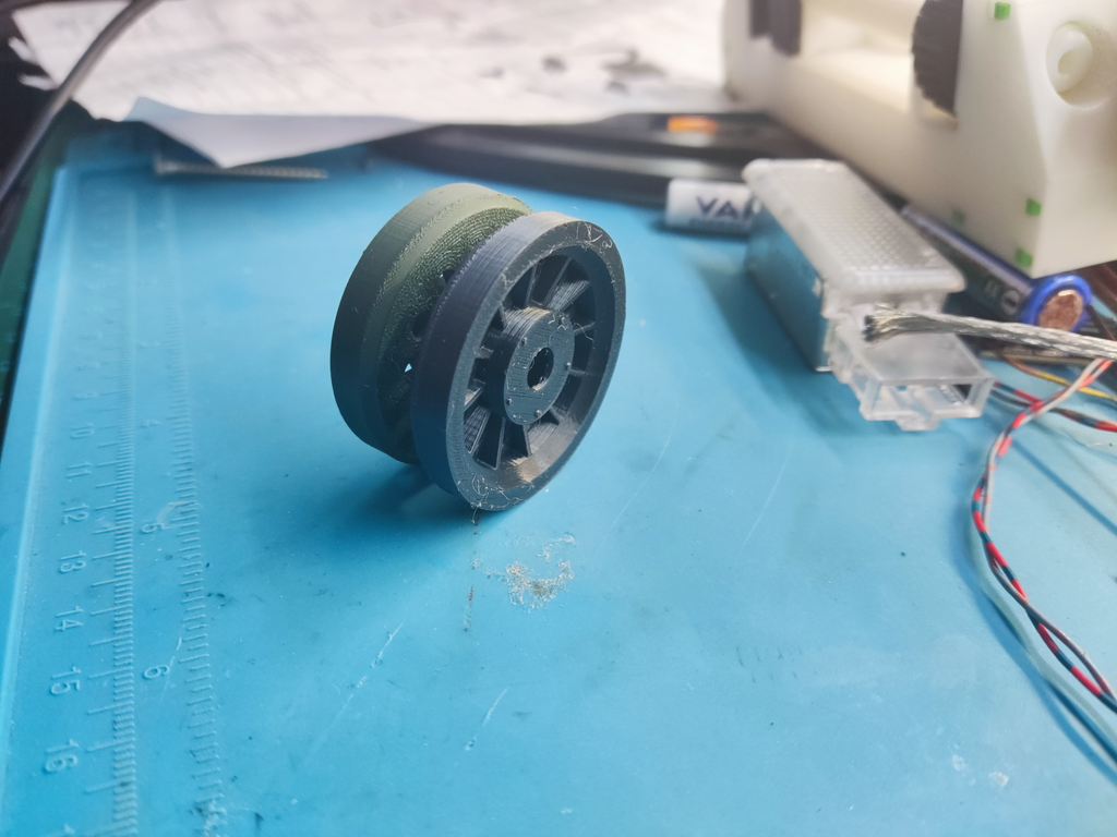 Upgraded wheels and spacers for T34-85