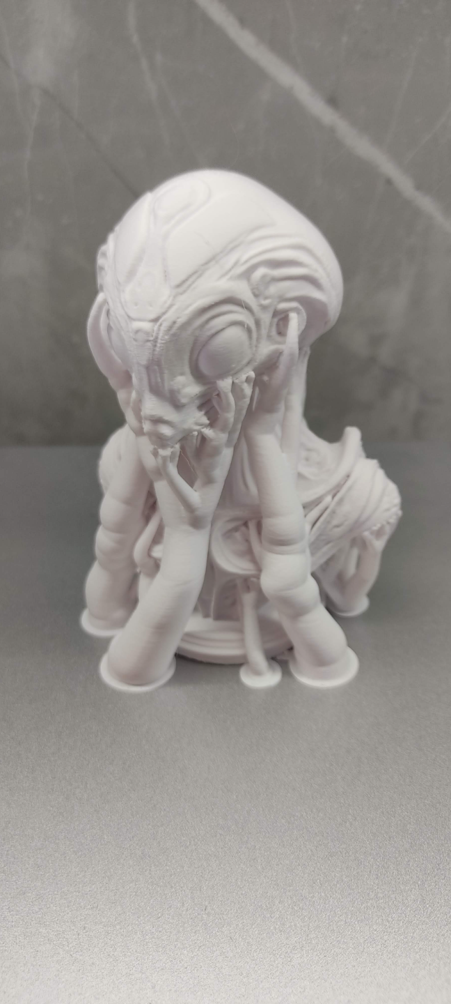 Alien statue