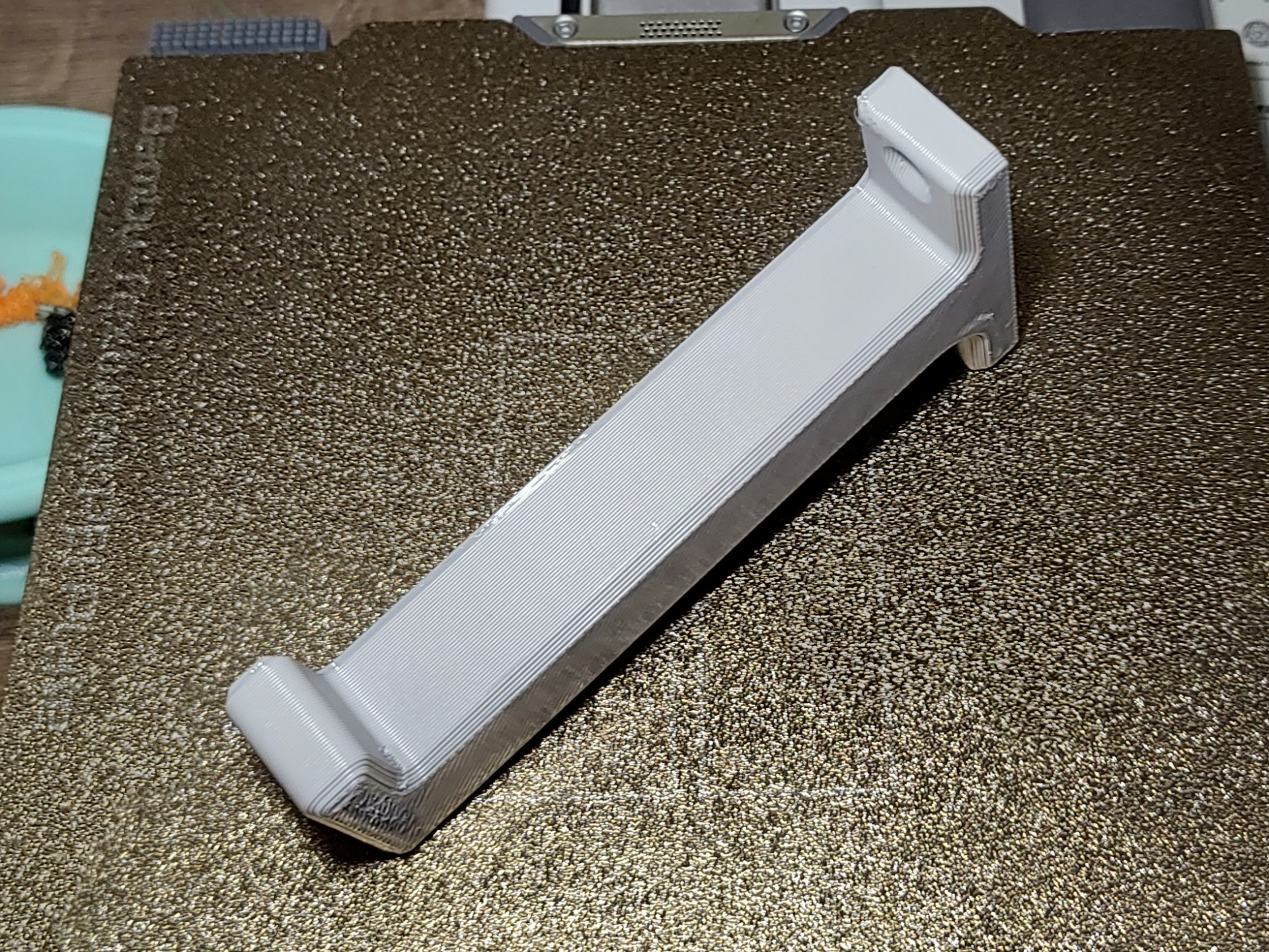 Wall fillament spool holder