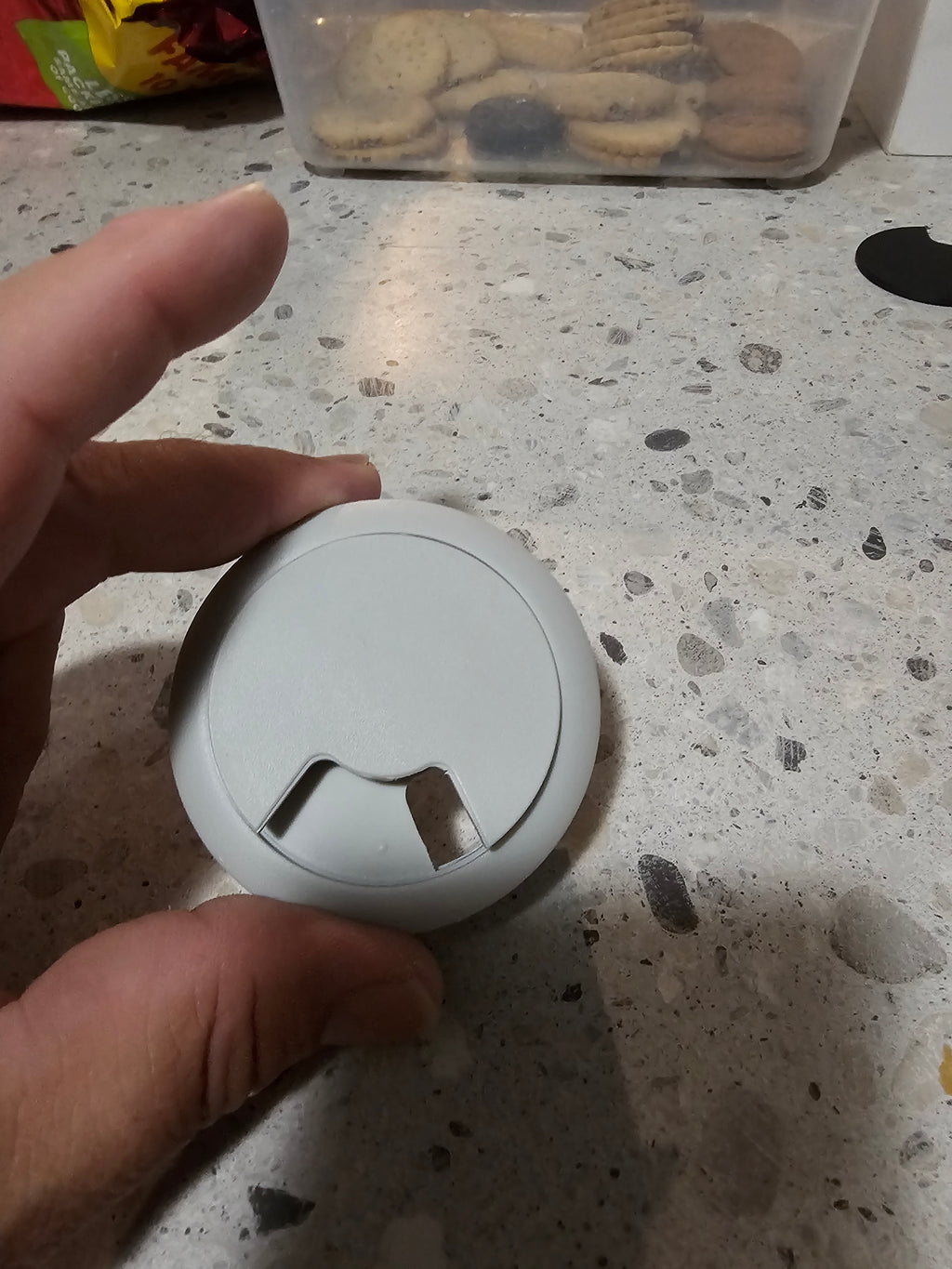 Cable tidy hole cover