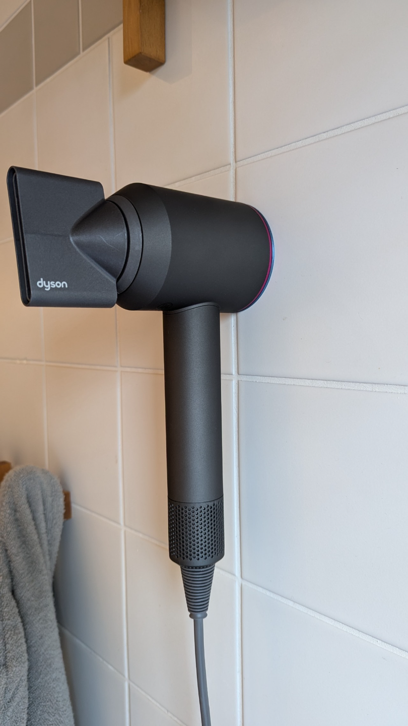 Dyson Supersonic Wall Mount