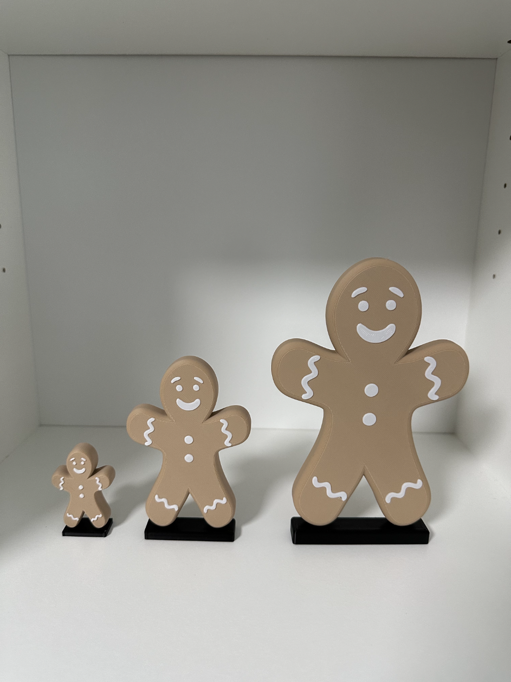 Gingerbread Cookie People - Gingerbread Family Decoration