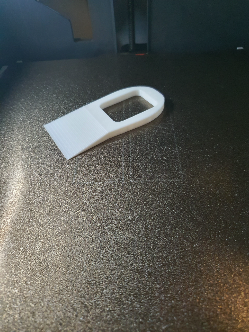 Mini bed scraper