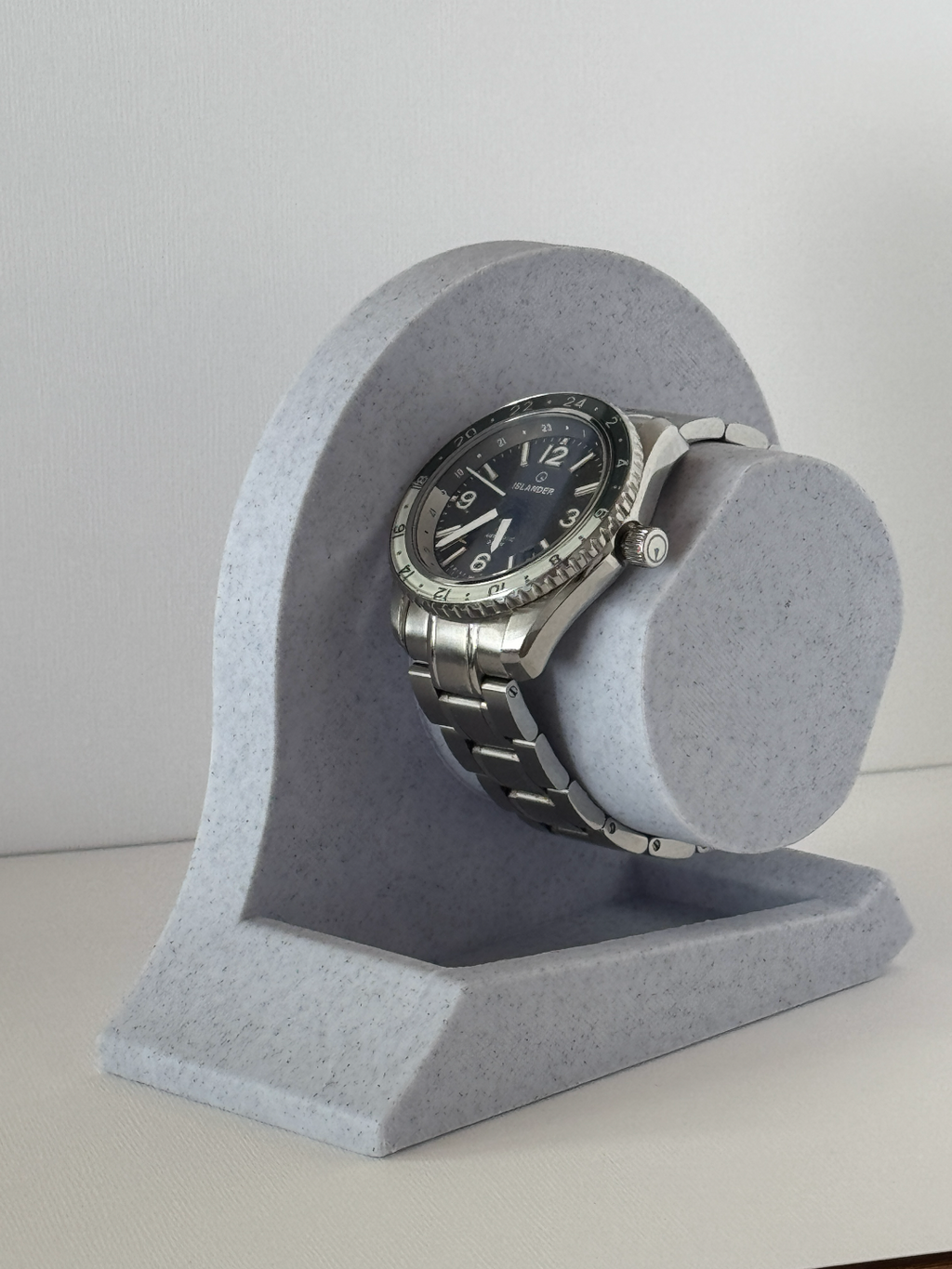Elegant Watch Stand v2