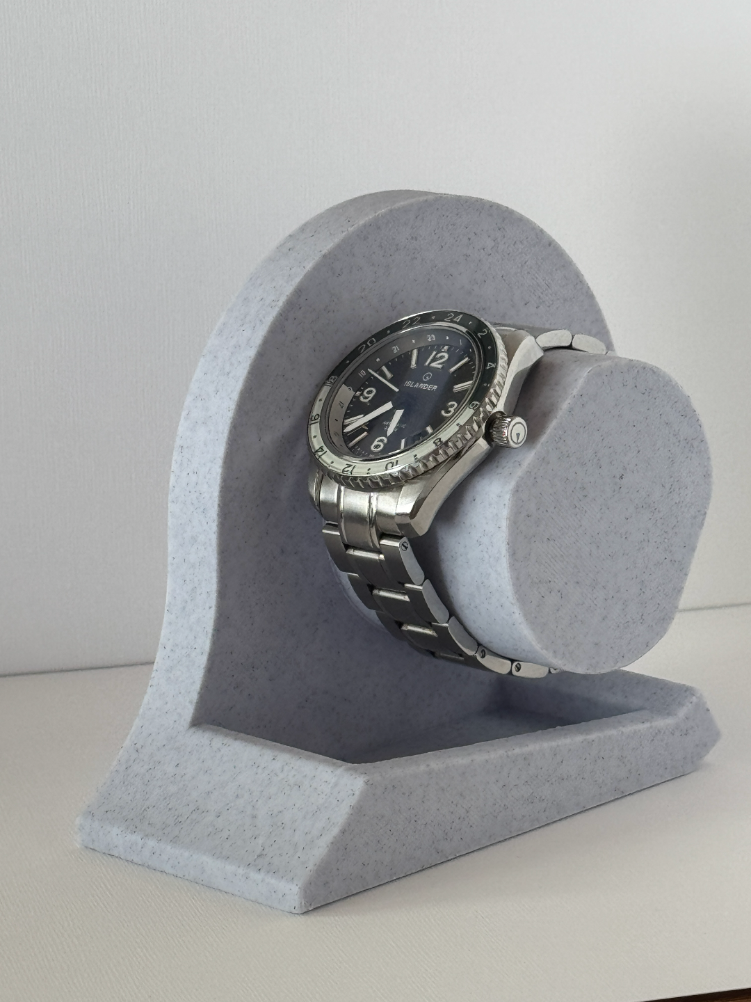 Elegant Watch Stand v2