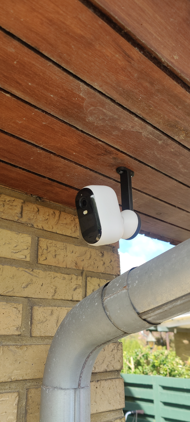 Mount for arlo essential outdoor camera updated