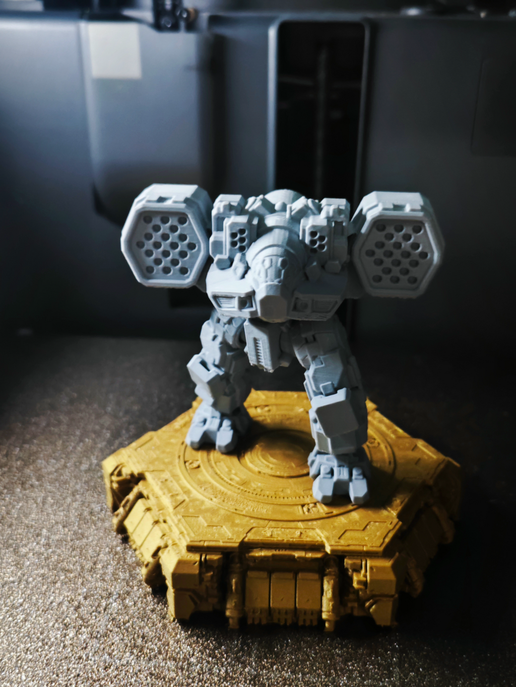 泰坦Titan