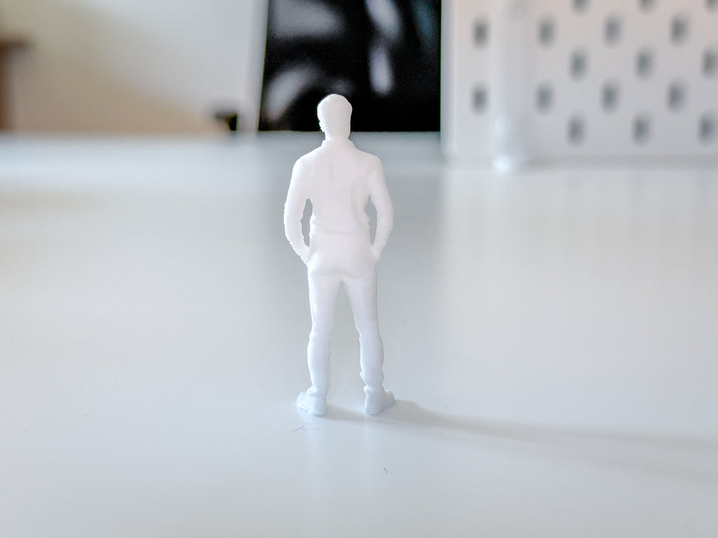 Miniature Standing Man for your Diorama