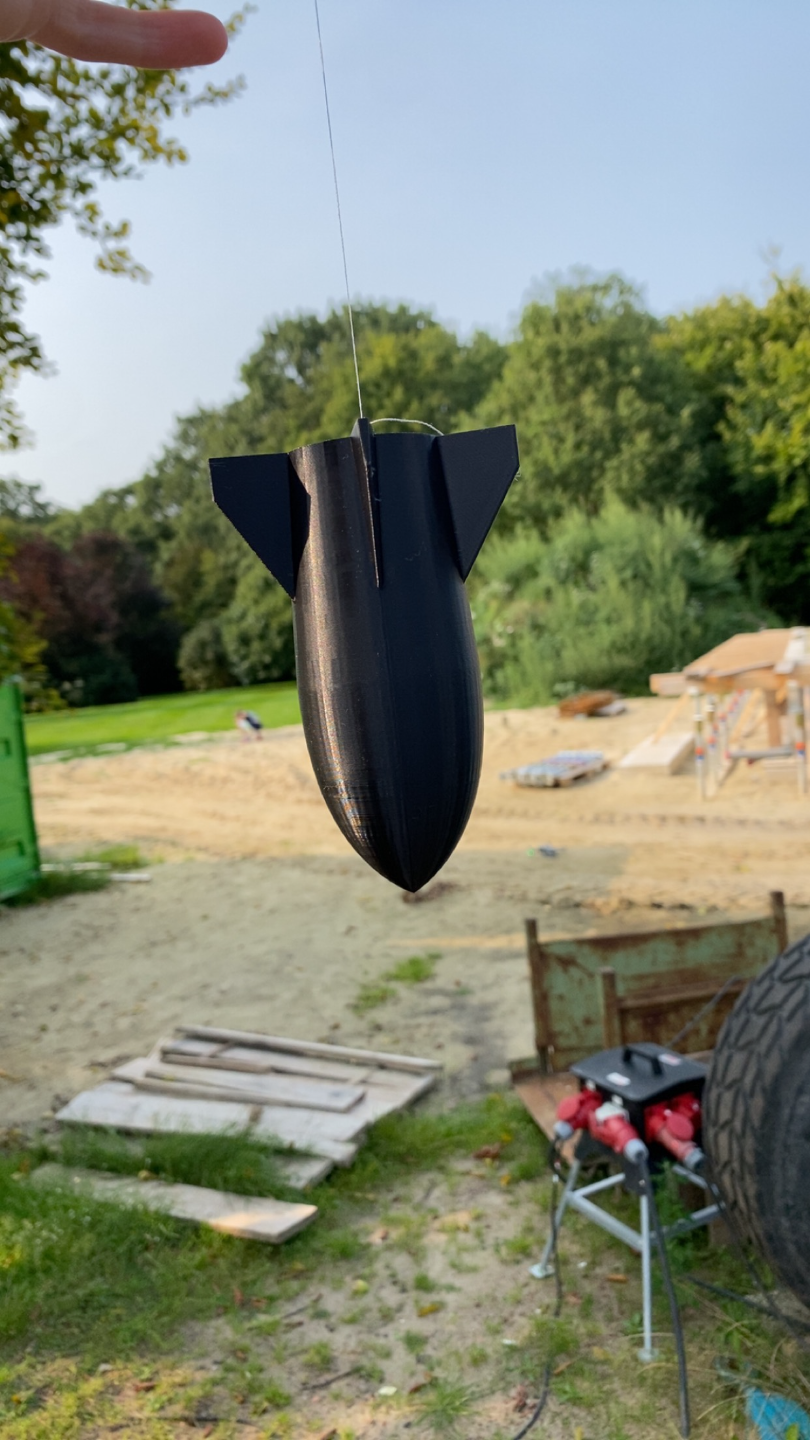 Rc drone dropping 'bomb' dummy