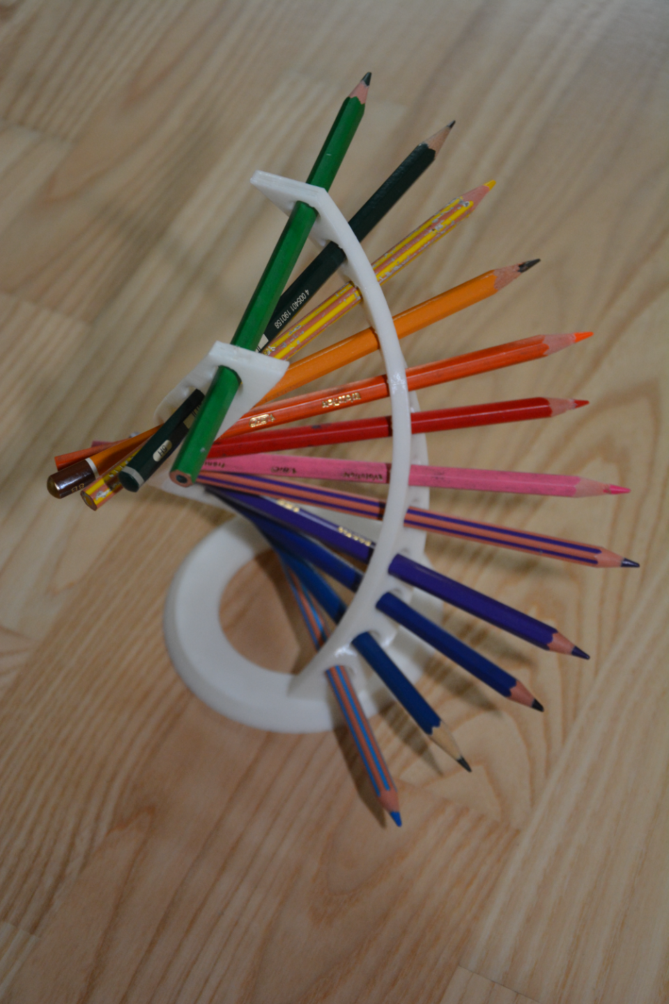 DNA Pen Holder