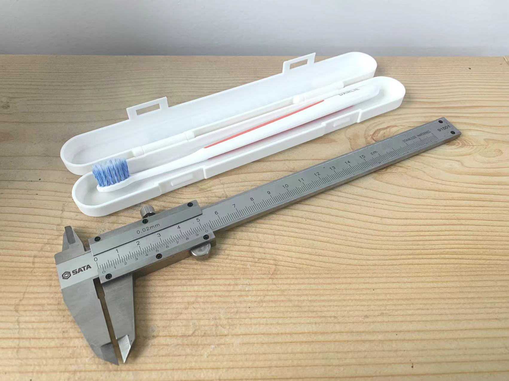 toothbrush box