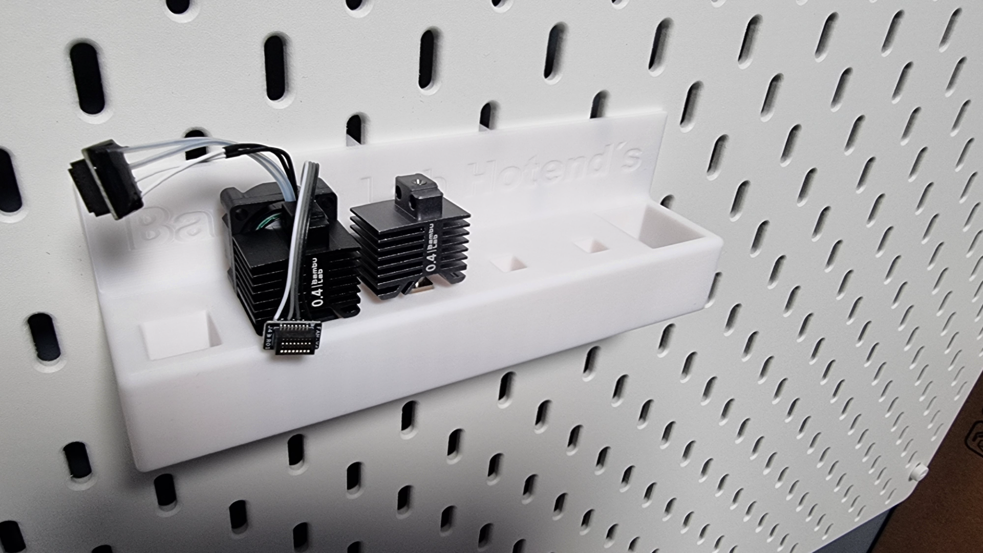 Hotends holder for Ikea Skådis Wall mount