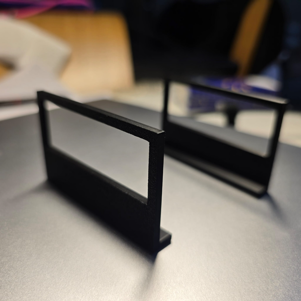 Sliding s24 Ultra lamp clamp