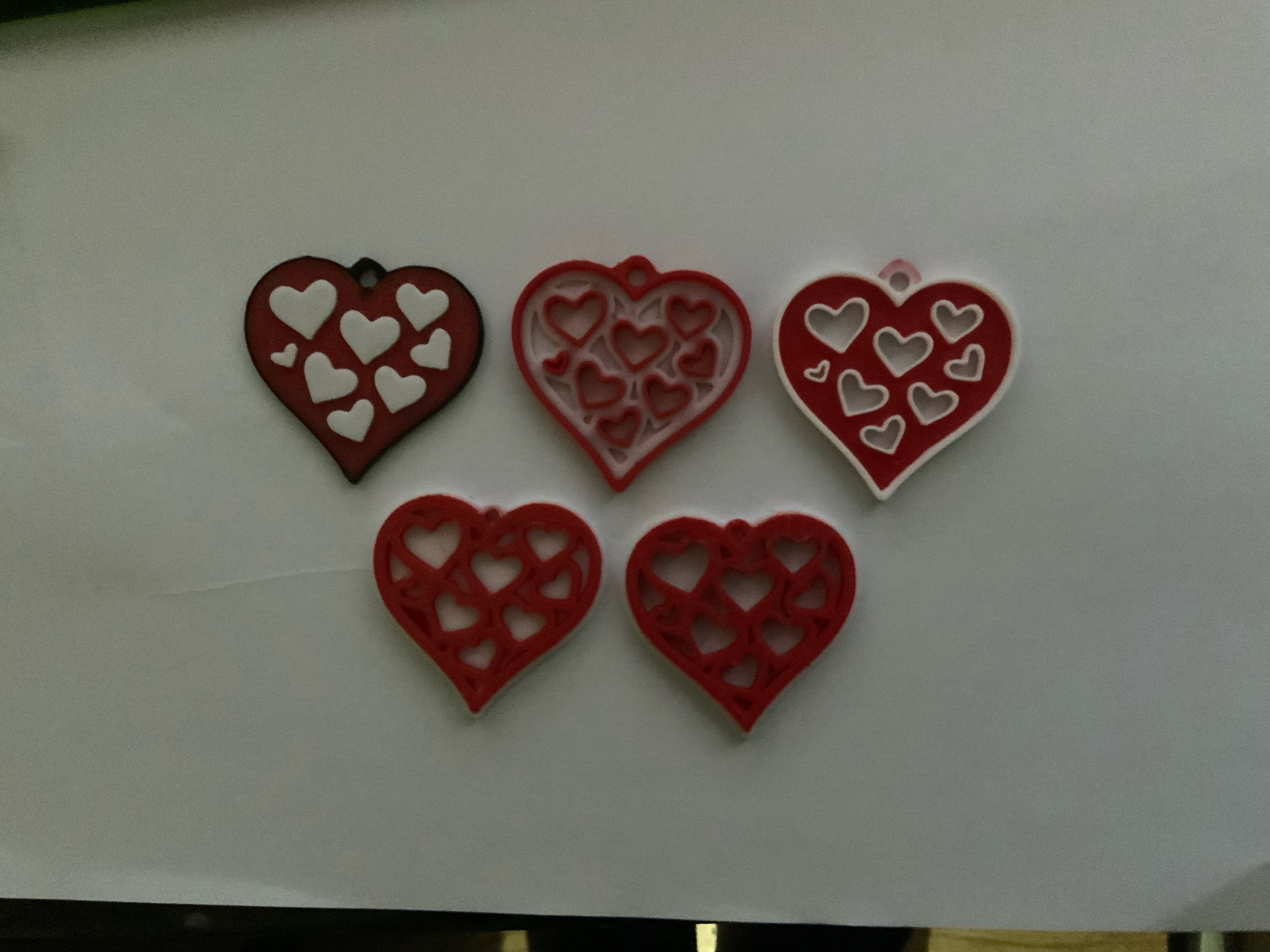 15 hearts , valentines keychains /free commercial