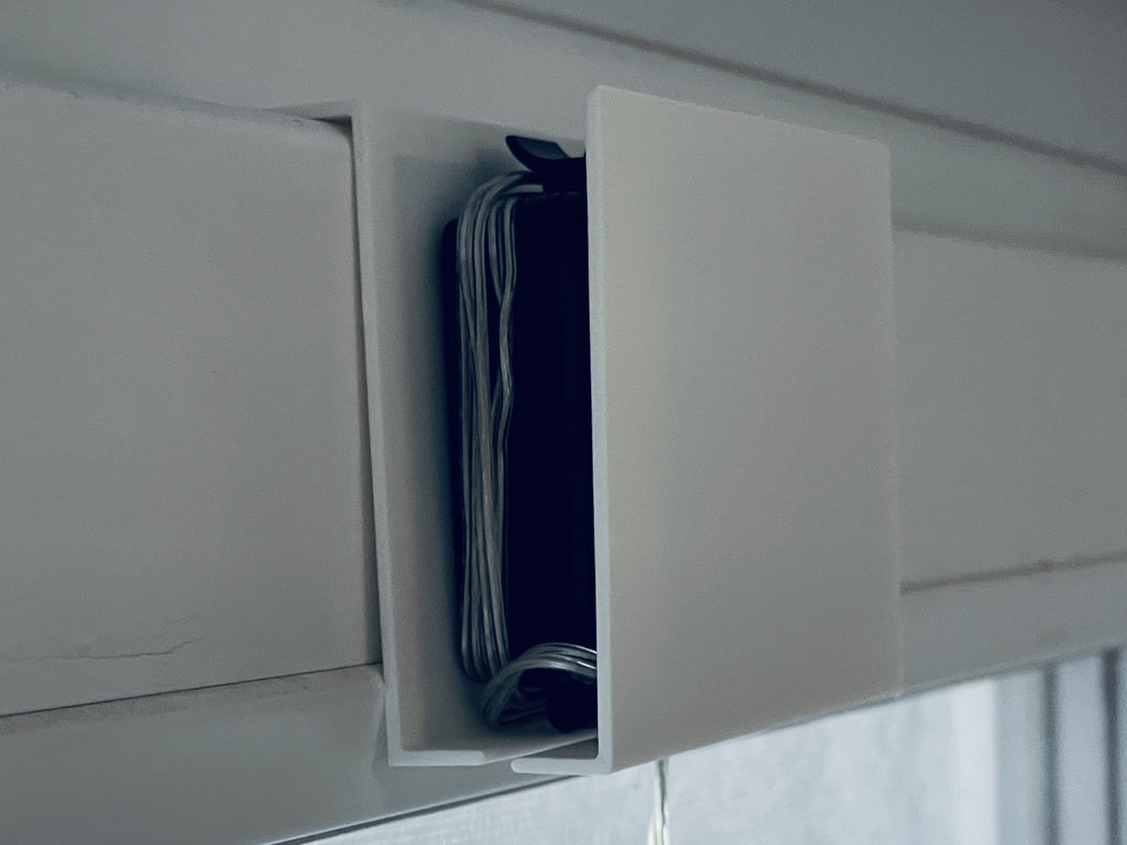 Window Hook AA Case