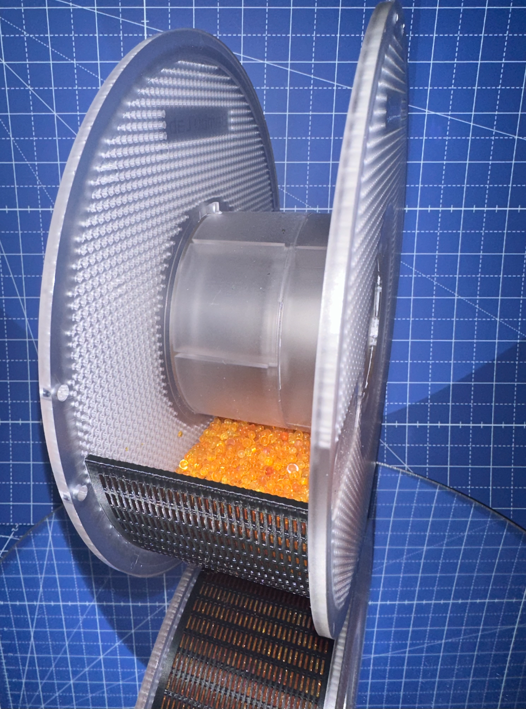 Desiccant Spool-Basket for drying with Bambu Lab spools