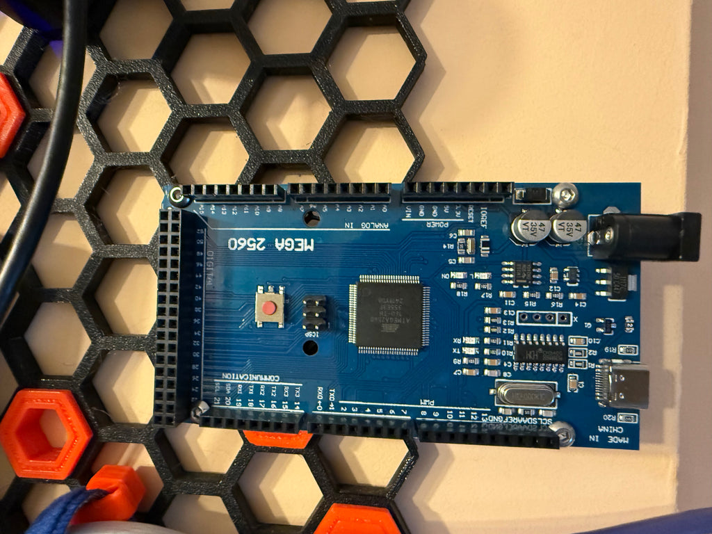 Honeycomb Storage Wall HSW Arduino Mega Mount