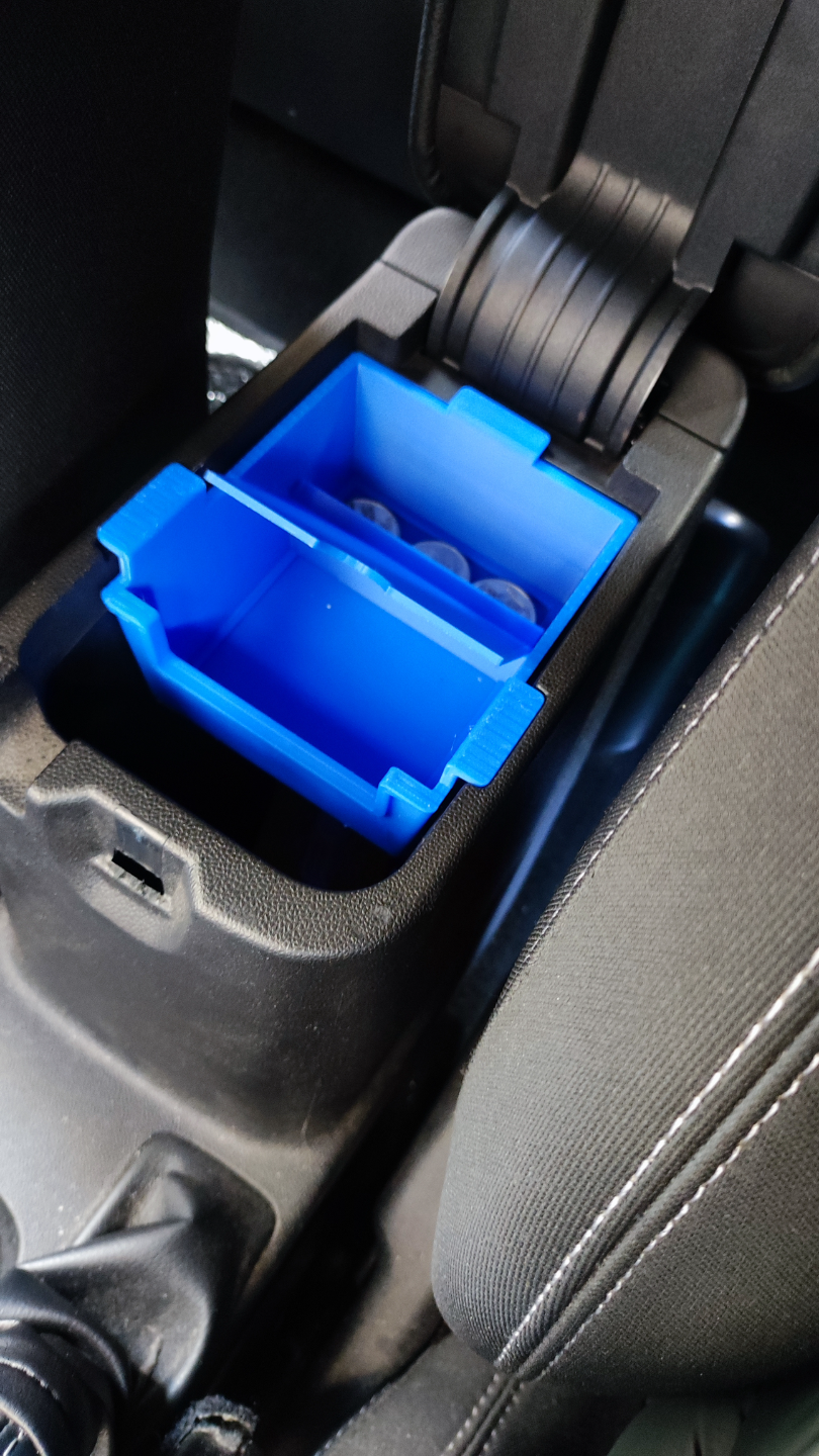 Ford Fiesta MK8 center console drawer