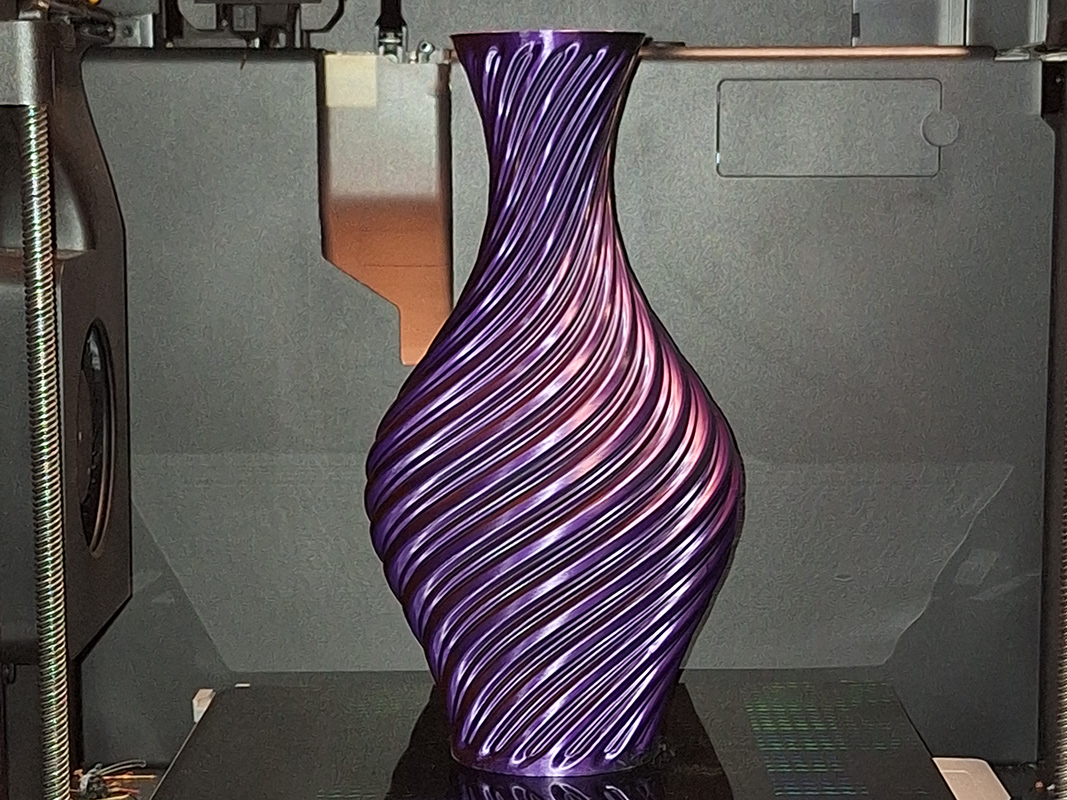 Elegant Spiral Vase