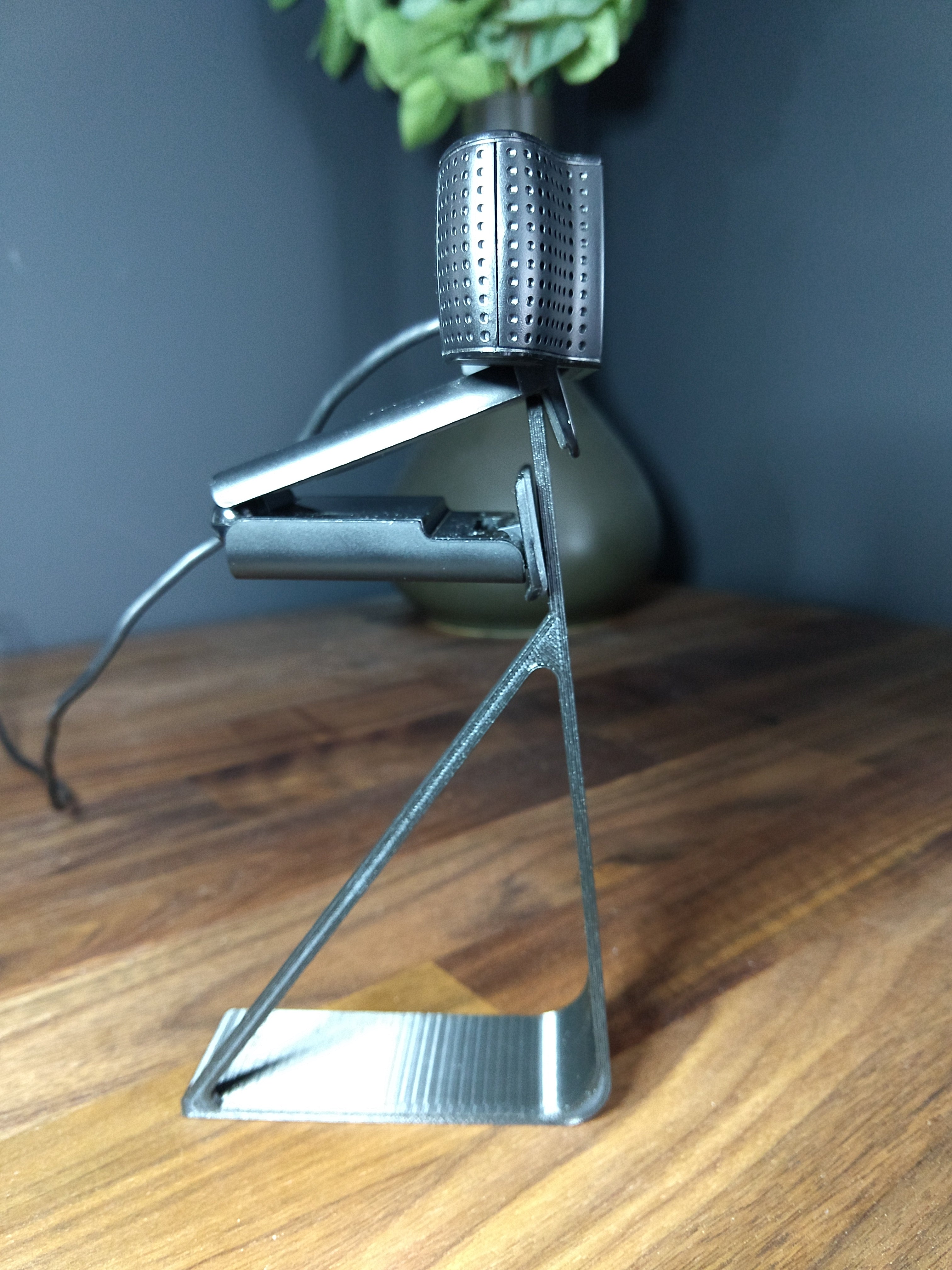 Simple Webcam Stand