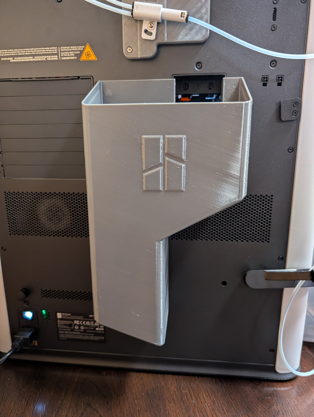 H2D / H2S Slanted Poop Chute Bin