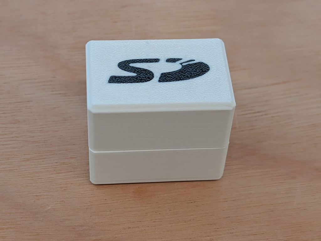 7x SD Card Box