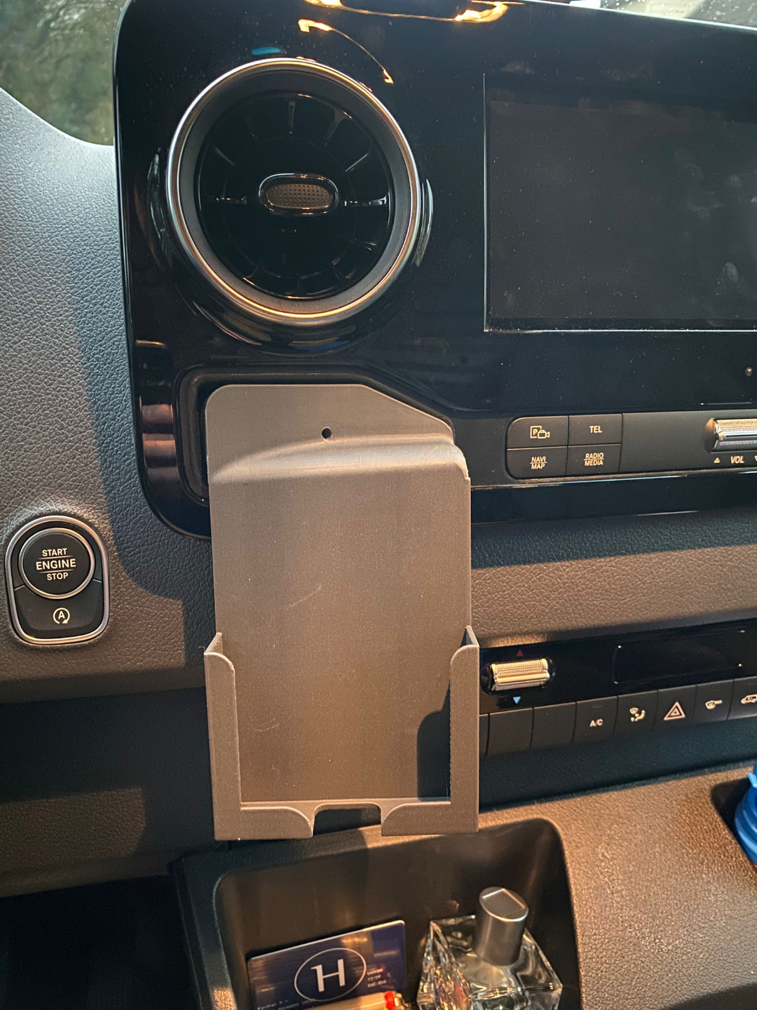 mercedes sprinter otterbox phone holder