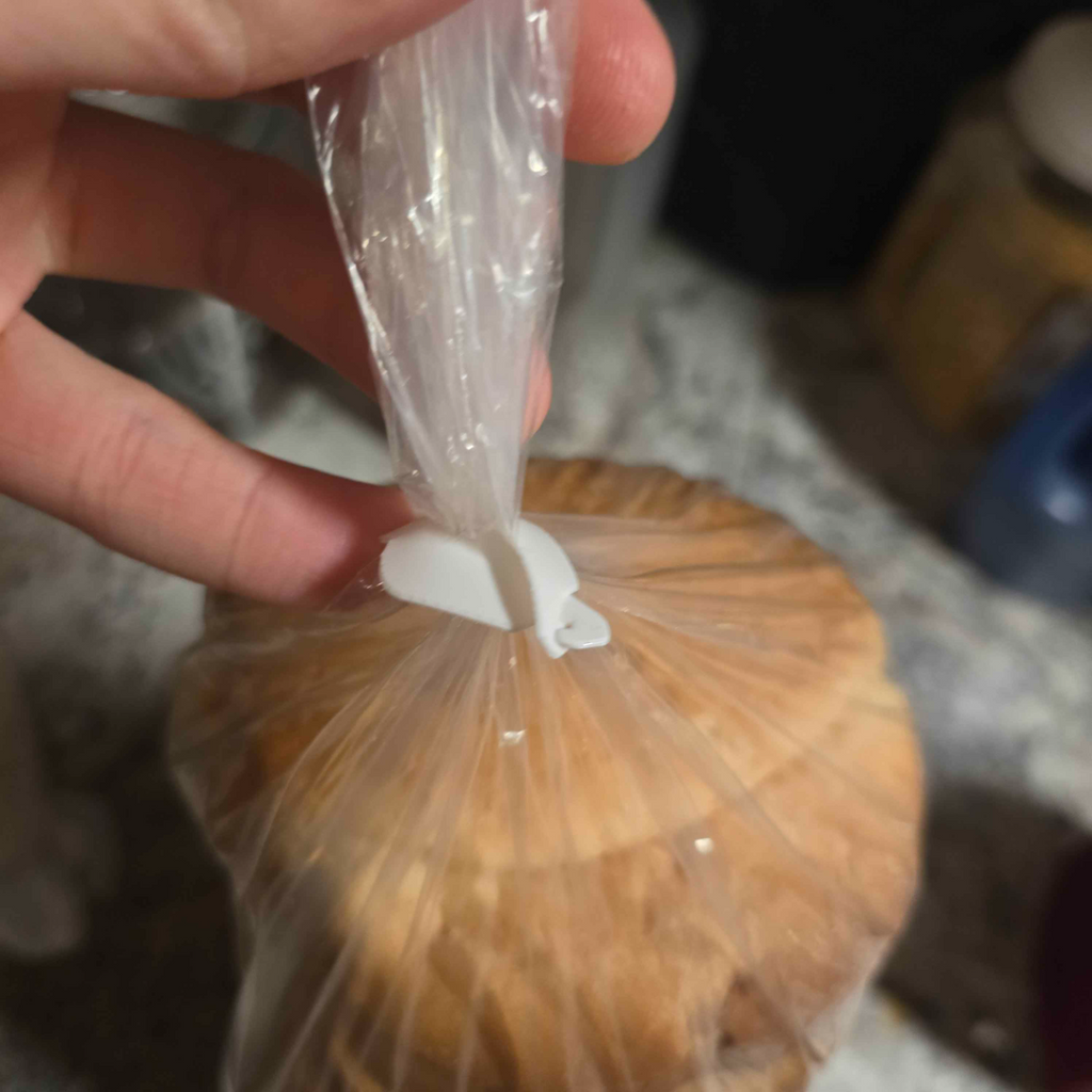 BREAD CLIPS!!! A Growing Collection of Occlupanids