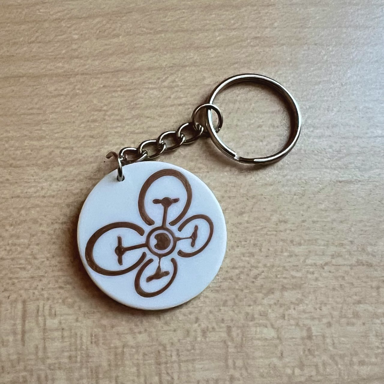 Drone symbol - keychain.