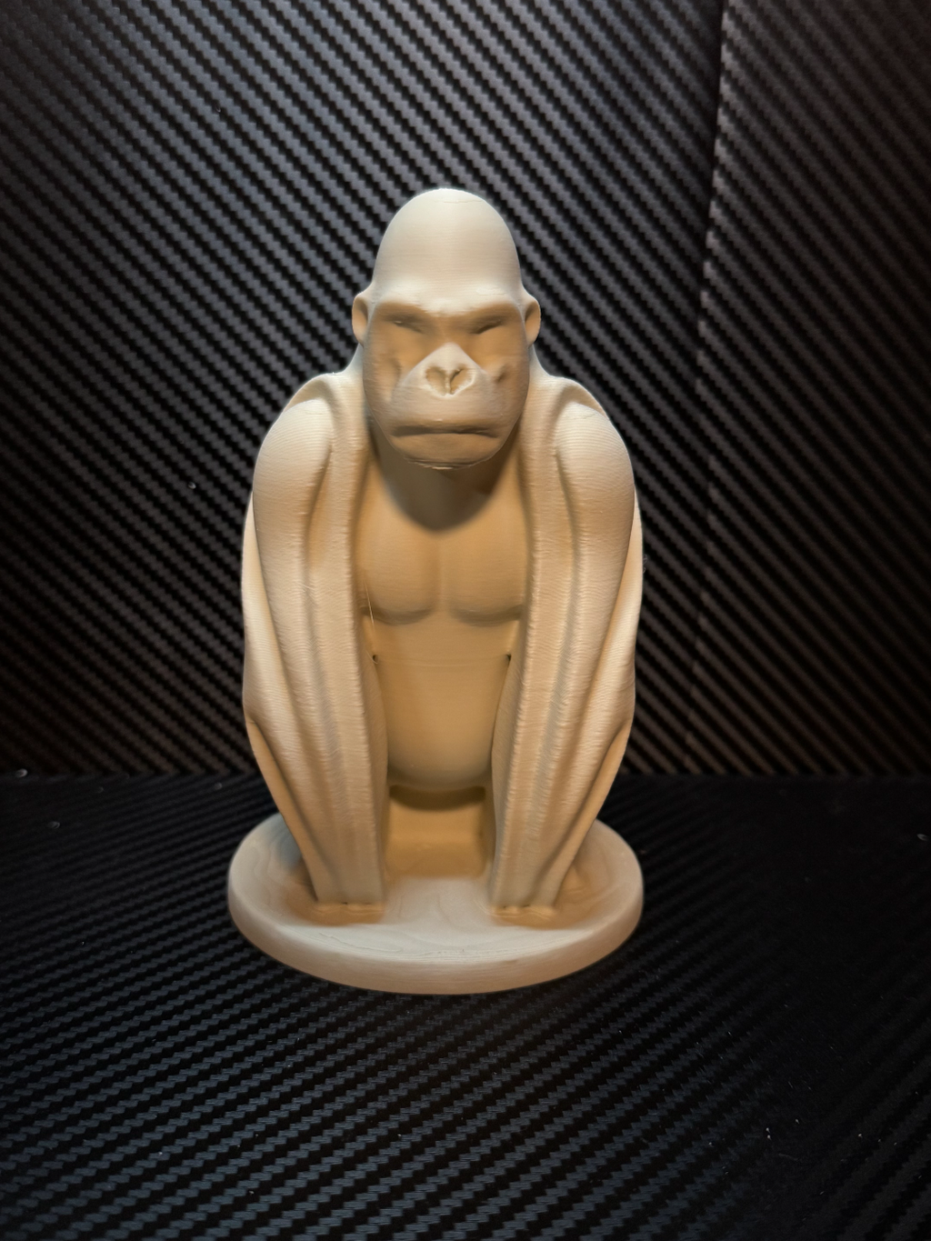 Gorilla sculpture minimalistic