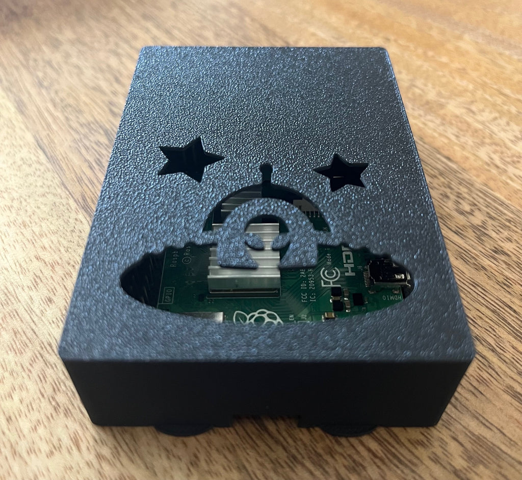 Compact Raspberry Pi 4 Case